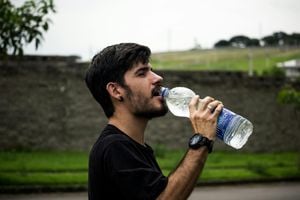 15 things that get worse when you don't drink enou