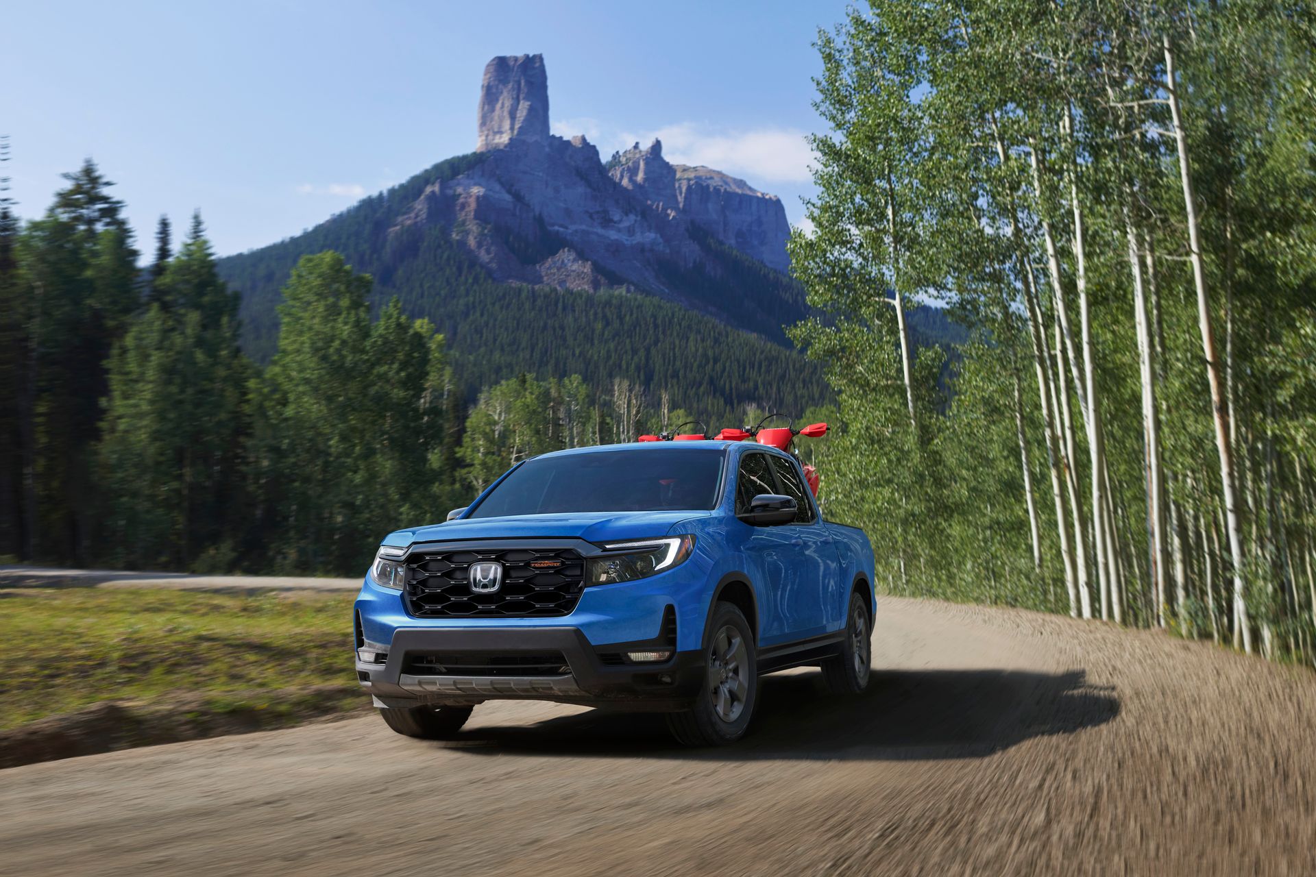 The best Labor Day deals on new cars and SUVs, according to Consumer Reports