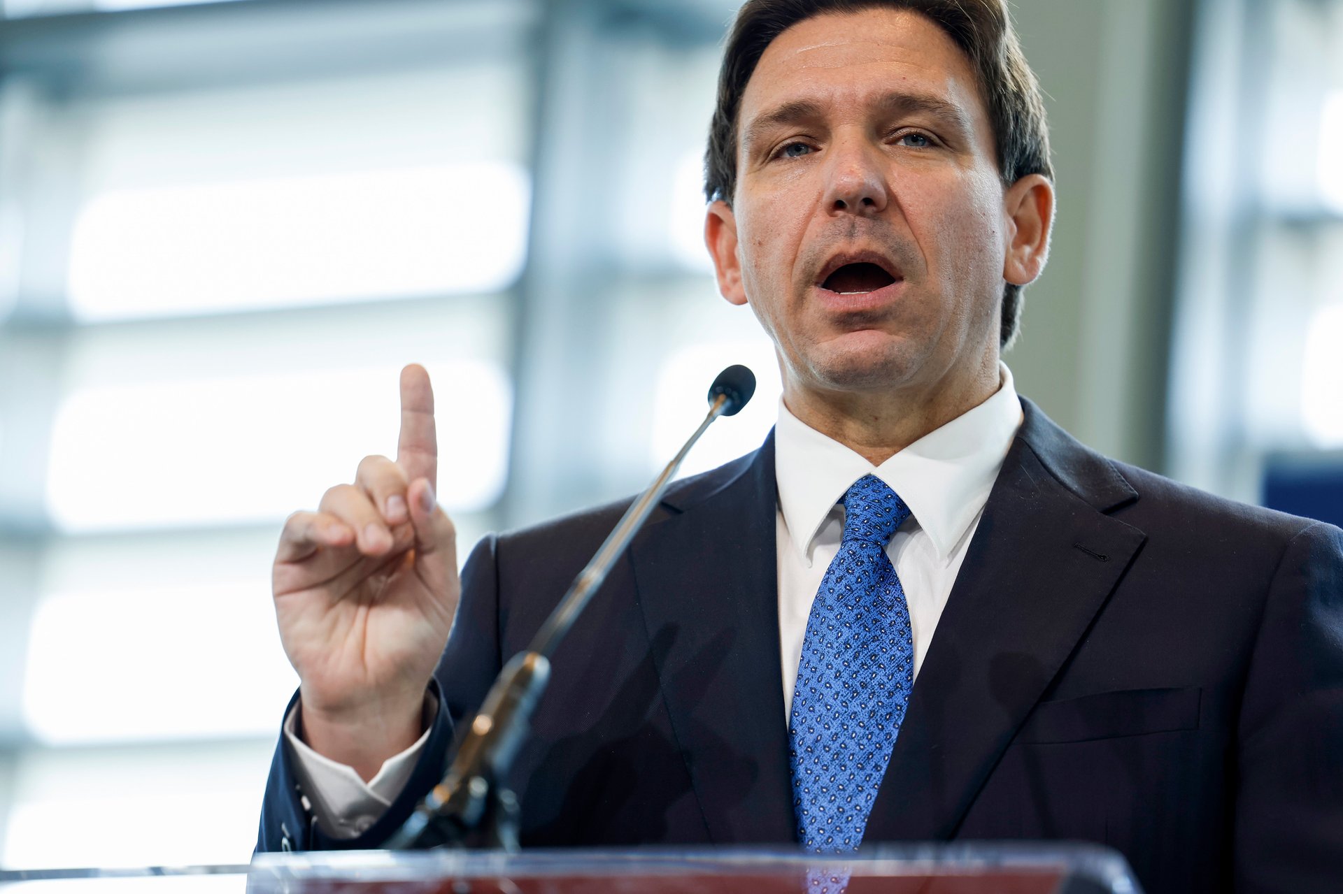 π DeSantis's risky gamble