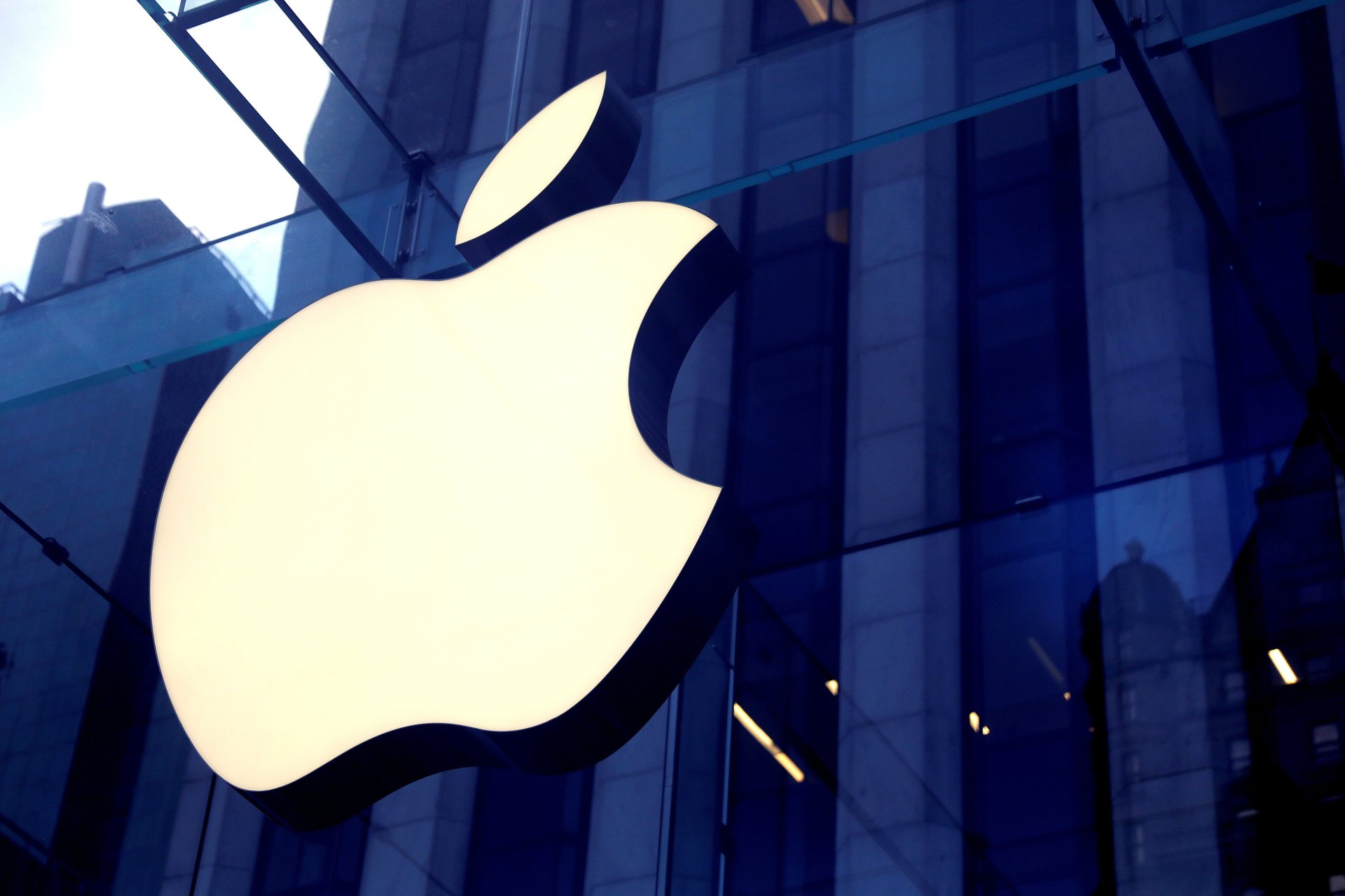 Daily Brief：アップル、英国で不正競争捜査へ