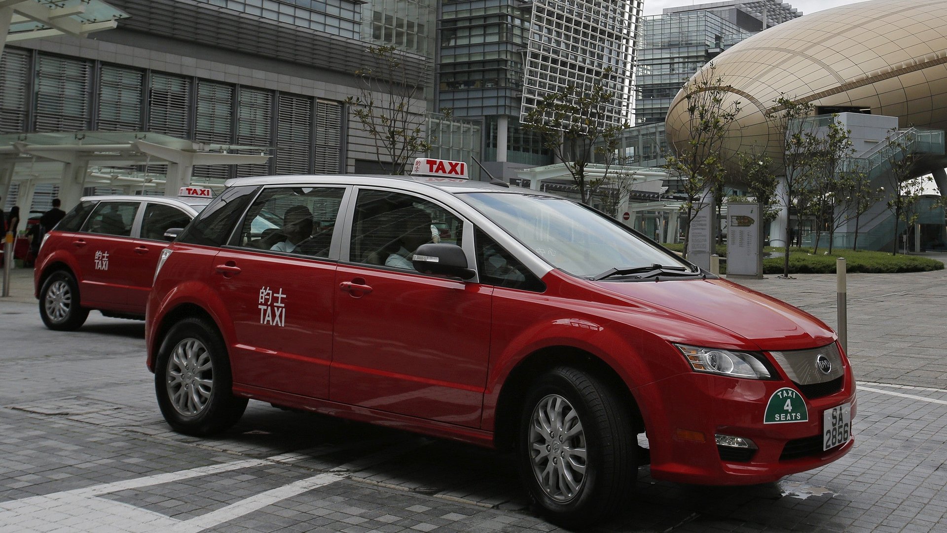 The Chinese electric-car firm that hopes to win over Americans by building them taxis