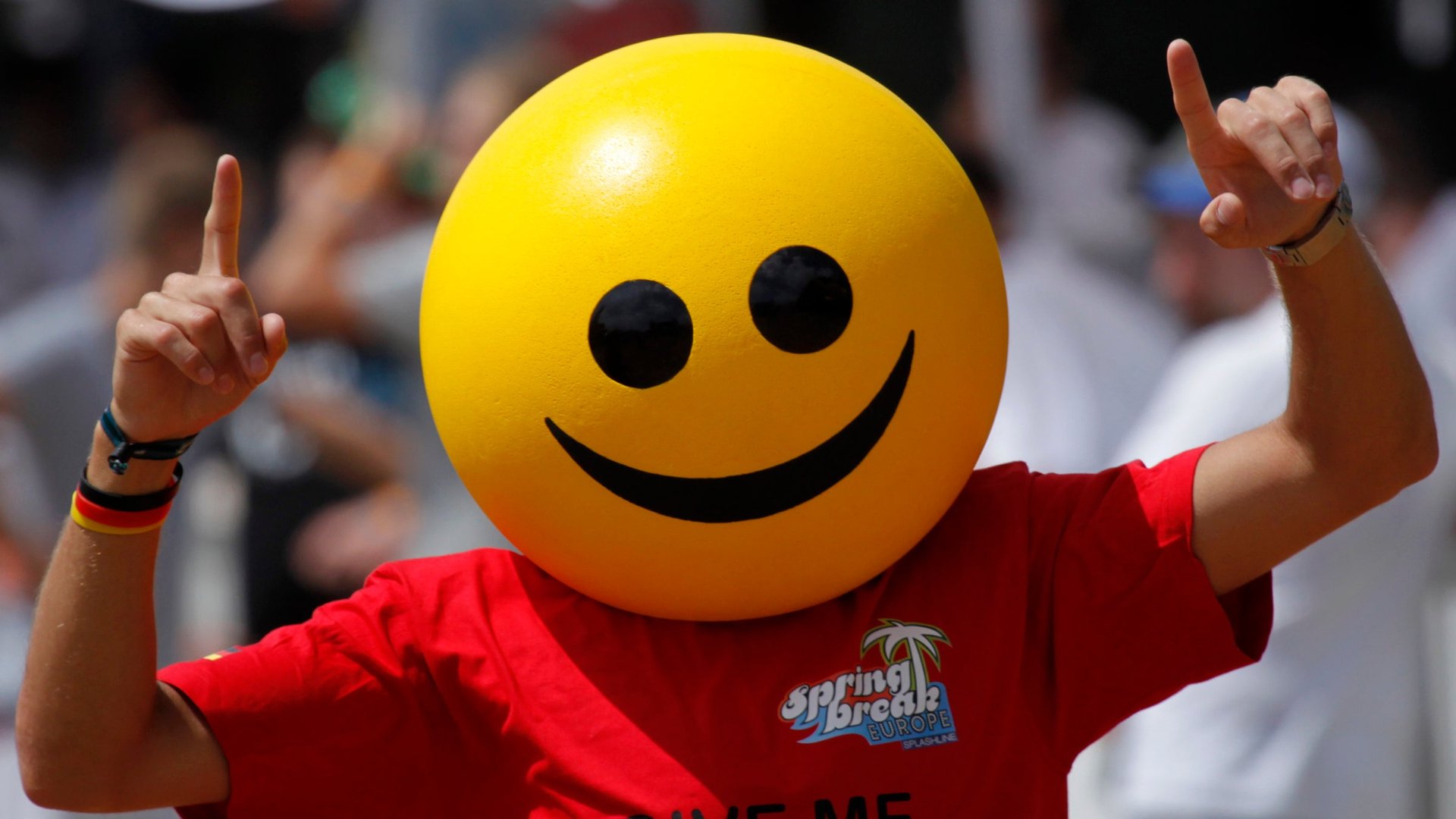 Scientists are onto your passive aggressive emoticon use at work