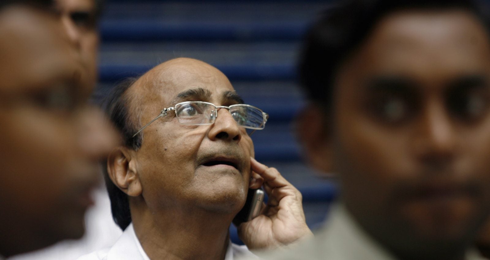 A million Indian phones go silent as a cash-starved service provider gasps for survival