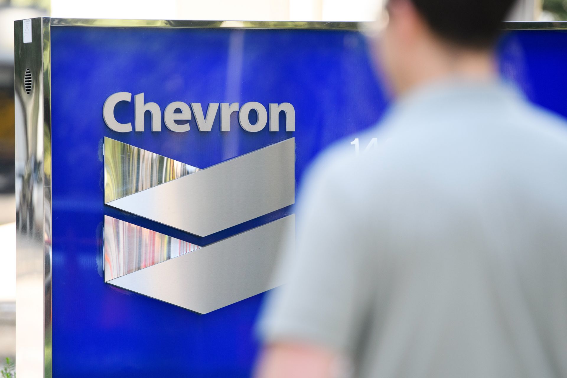 U.S. oil companies are holding off on Venezuela — for now