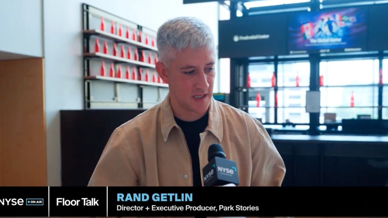 Le réalisateur Rand Getlin sur ses 4 années passées avec l'équipe masculine de football des États-Unis