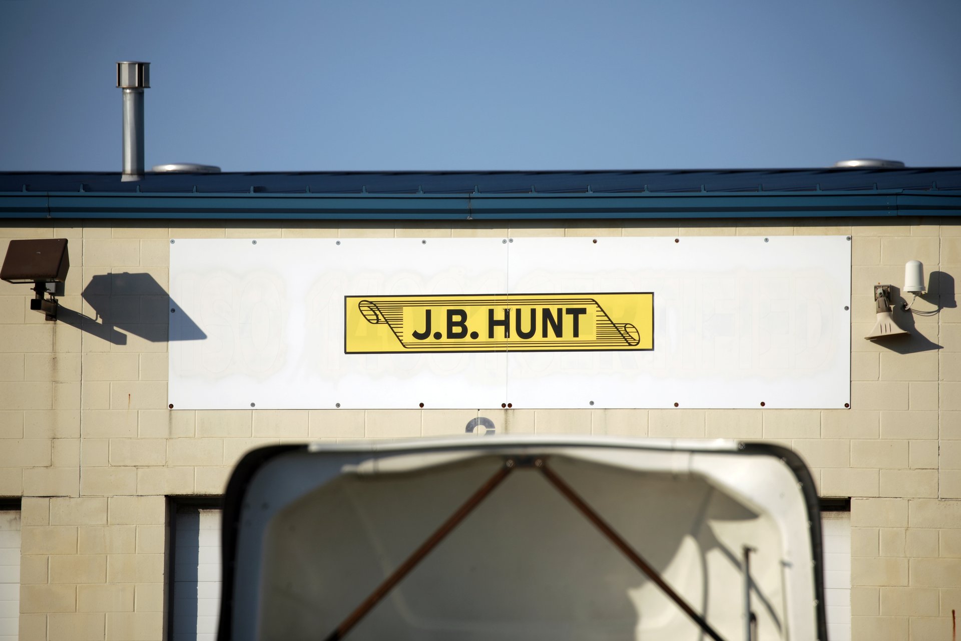 J.B. Hunt stock surges after earnings and revenue beat expectations