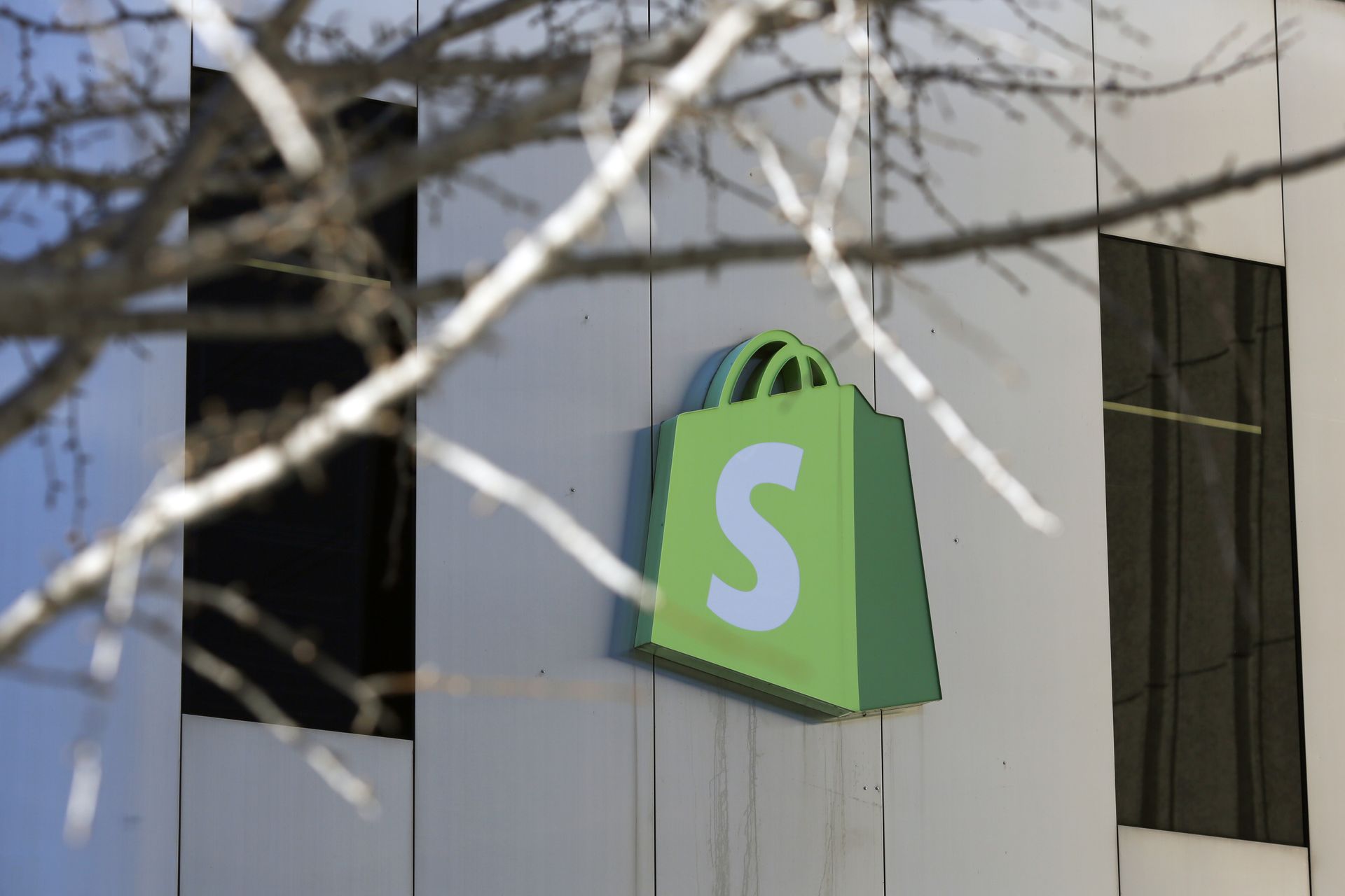 Shopify stock sinks after slower growth forecast overshadows earnings beat