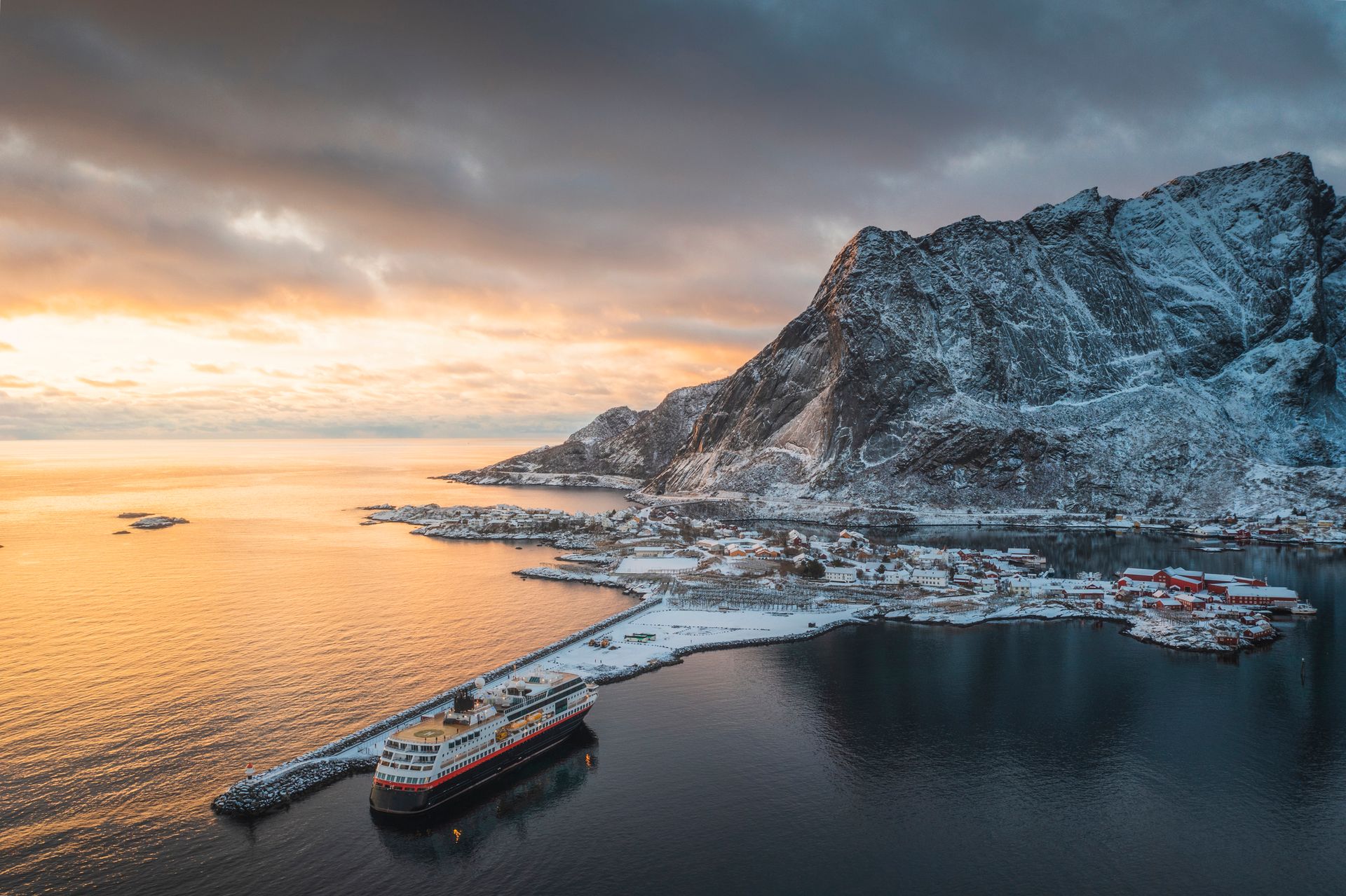 Lindblad und Viking wurden von U.S. News zu den besten Expeditions-Kreuzfahrtlinien für 2026 ernannt.