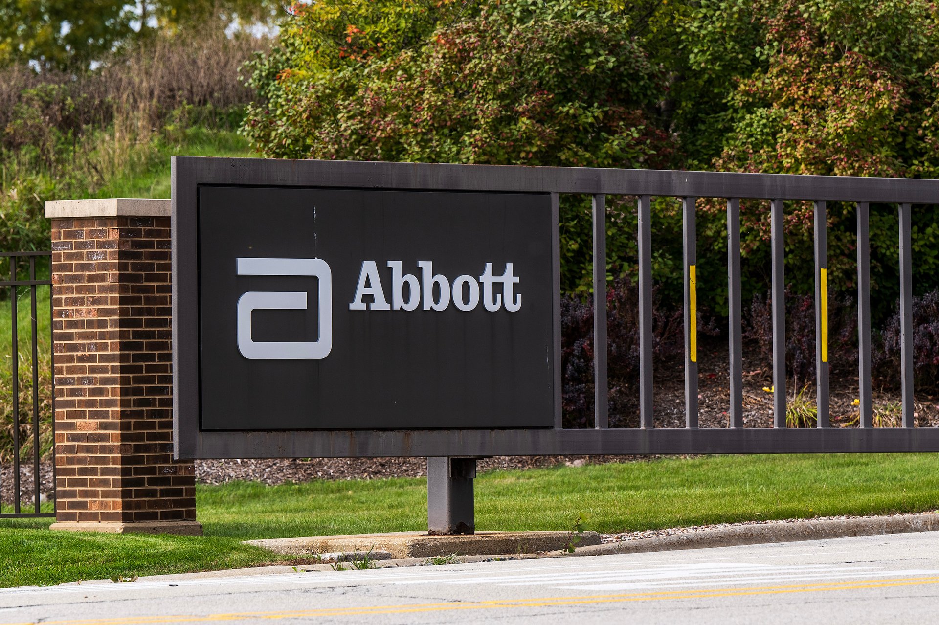 Abbott posted stronger-than-expected profit and is raising its full-year earnings outlook