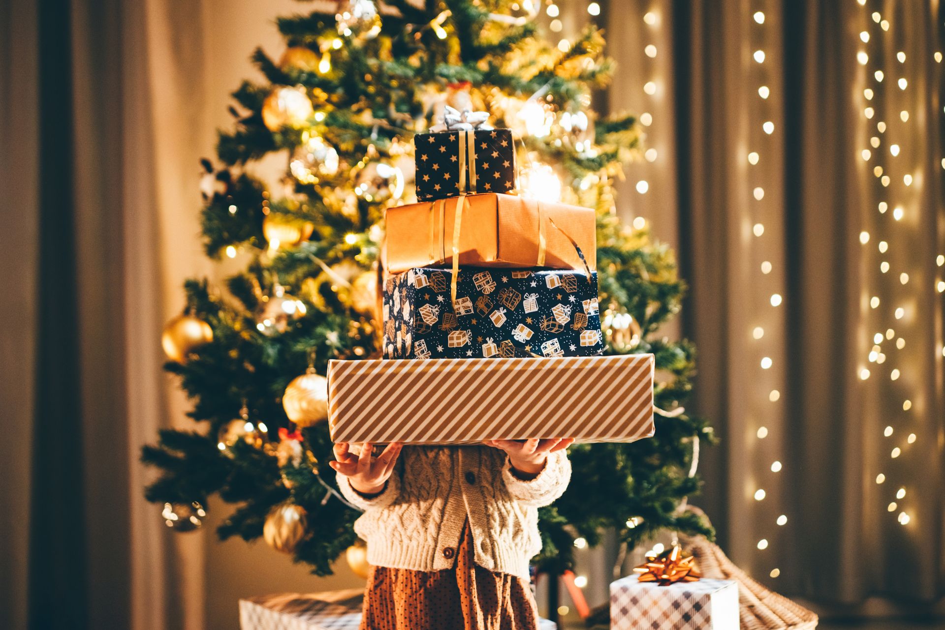 Découvrez comment votre génération fait ses achats en cette saison des fêtes : 4 tendances à surveiller.