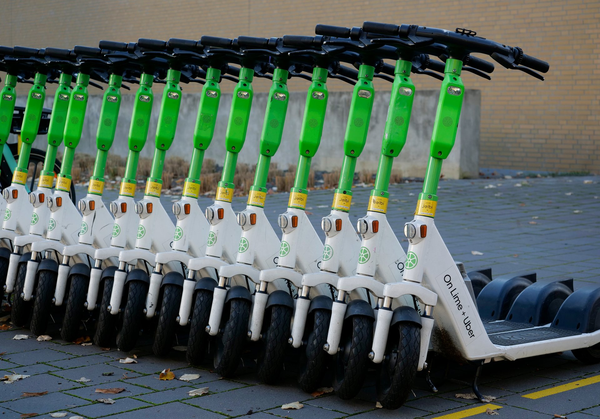 Lime lance sa tournée de présentation pour son introduction en bourse avec une valorisation de 1,8 milliard de dollars.