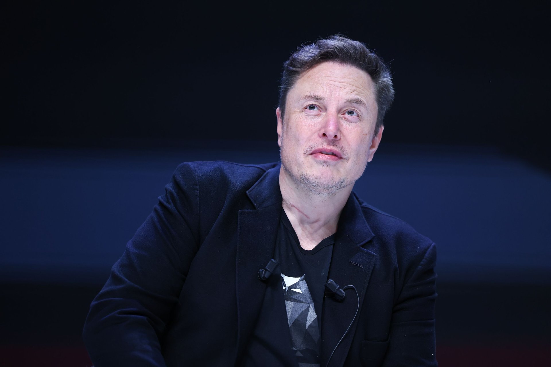 xAI d'Elon Musk intente un procès contre Apple et OpenAI concernant les classements de l'App Store.