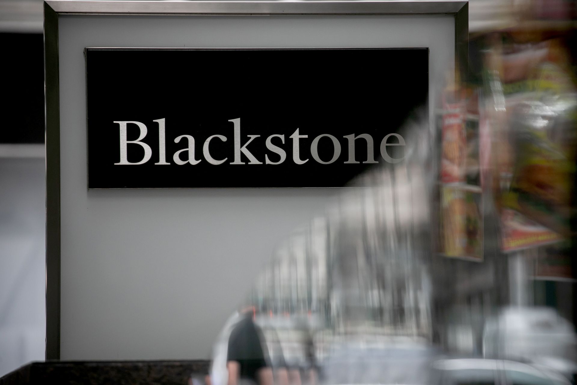 Blackstone lance une plateforme de prêt pour aider à construire 50 000 maisons par an aux États-Unis.