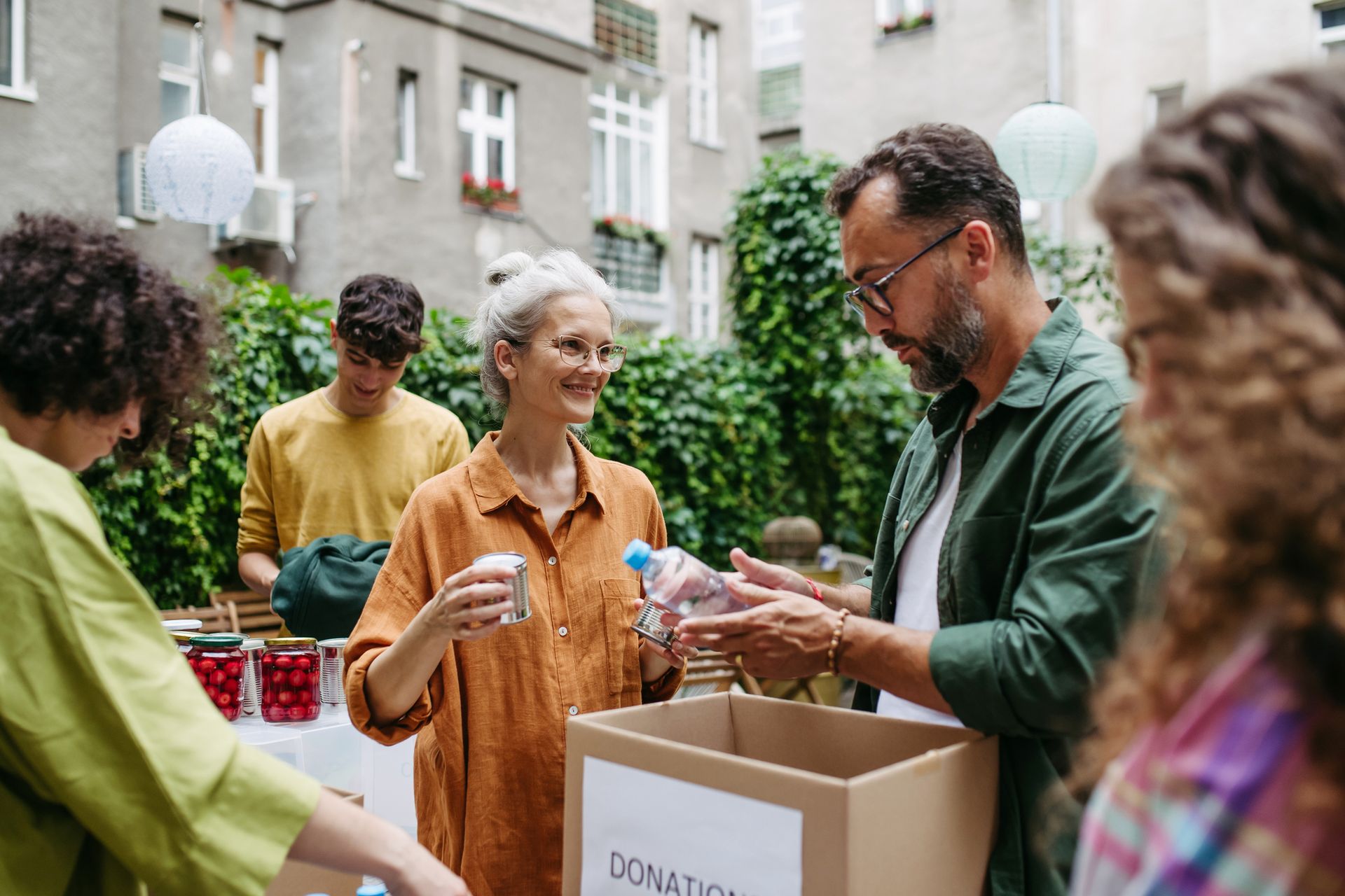 Les 5 États les plus charitables d'Amérique — et les 5 moins charitables
