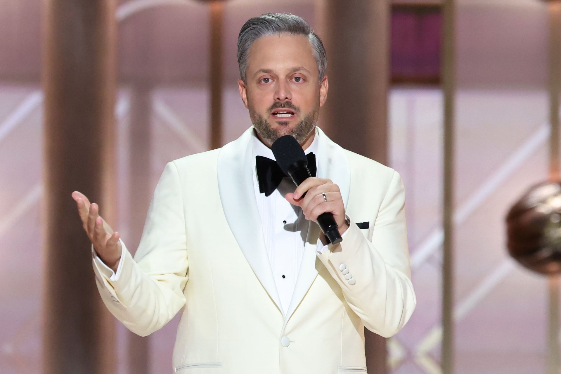 Yes, comedian Nate Bargatze really does plan to open a theme park
