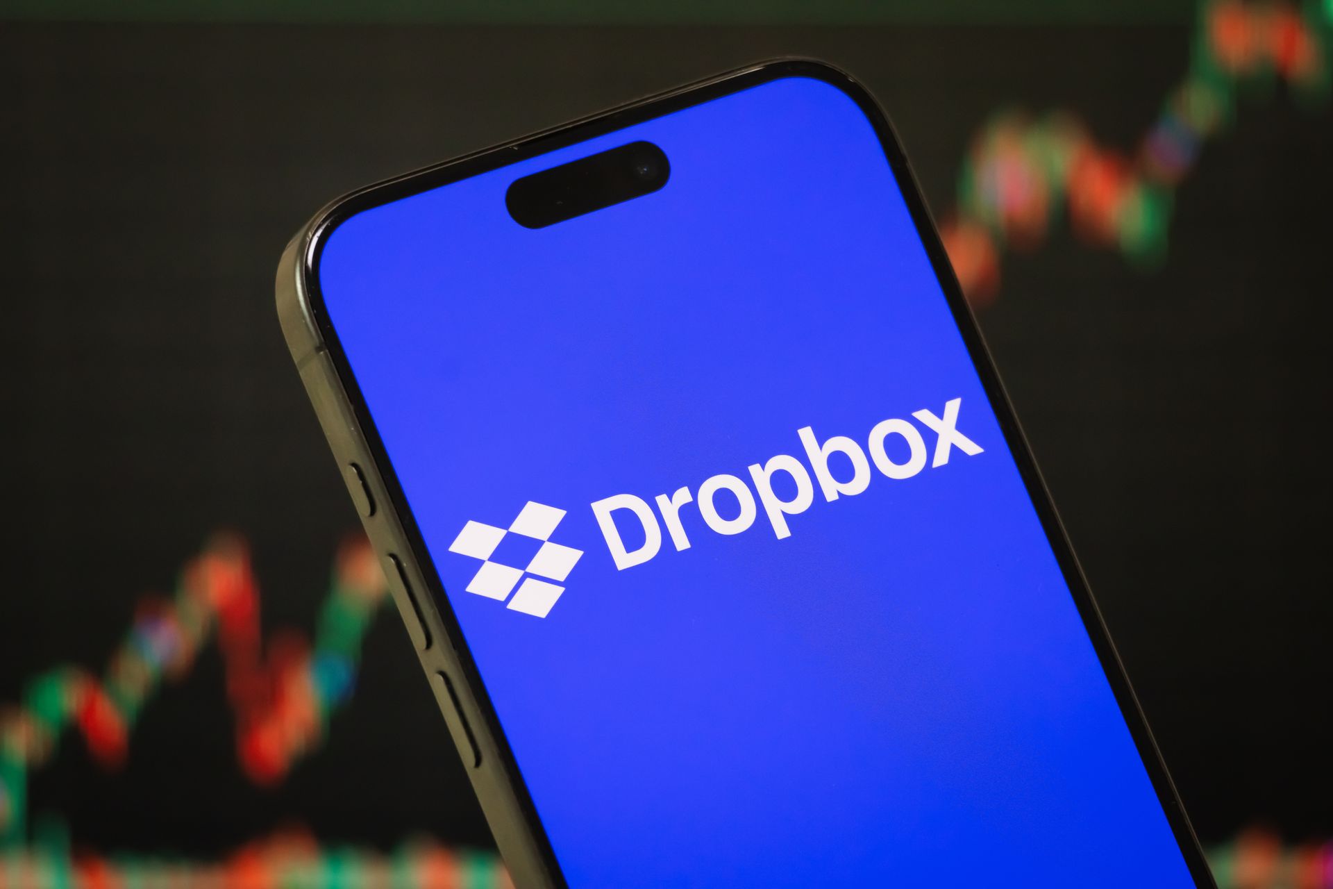 Le fondateur de Dropbox, Drew Houston, quitte son poste de PDG pour devenir président exécutif.
