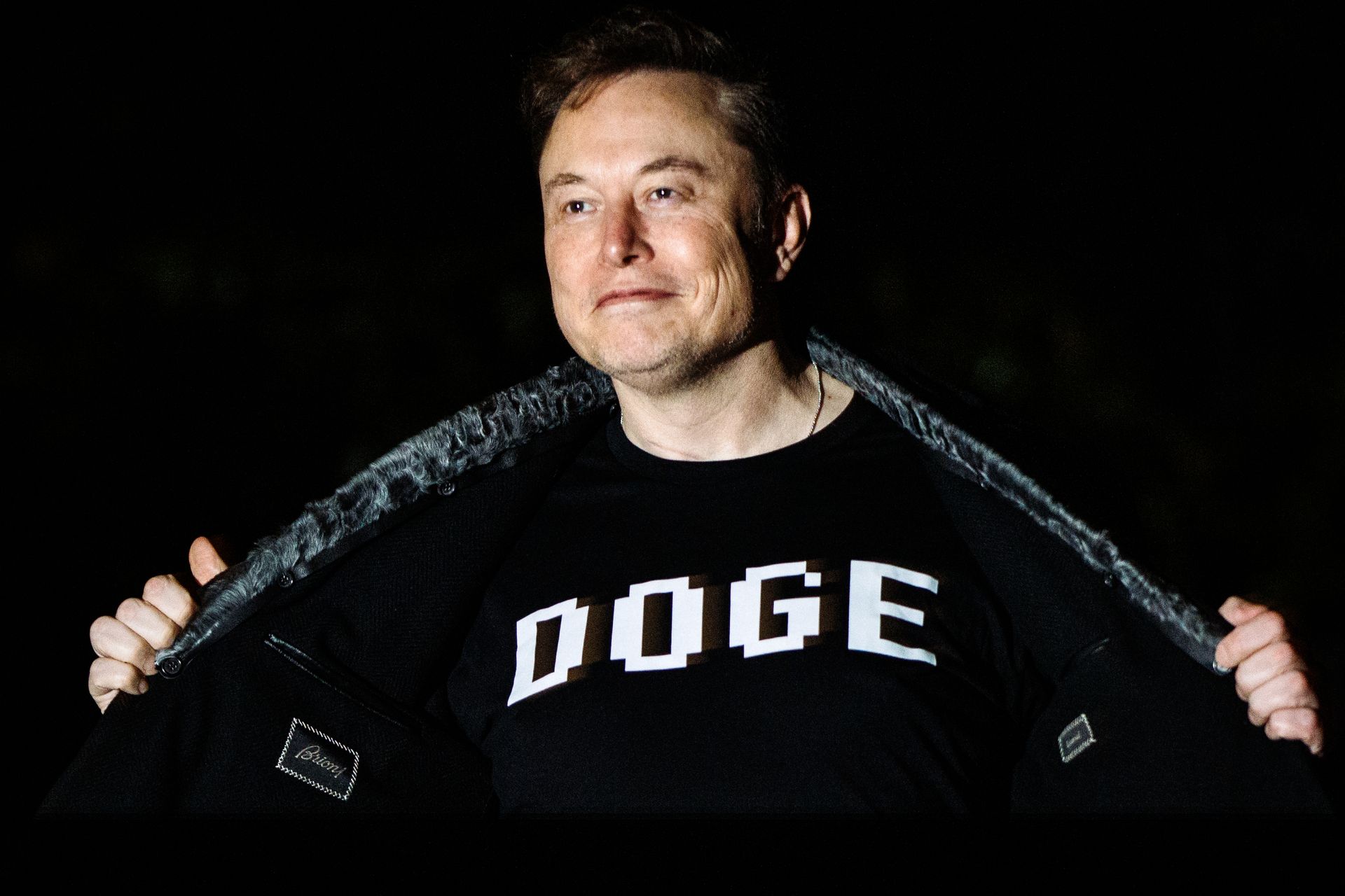 Elon Musk dit qu'il ne referait pas DOGE.