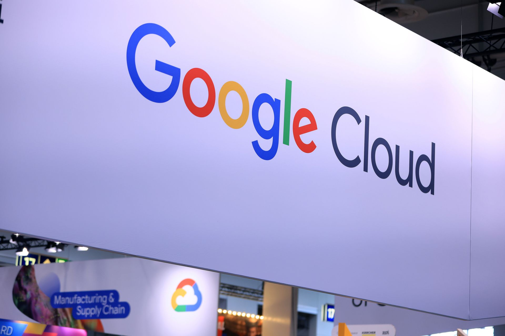 Google rejoint la ruée des géants de la technologie pour offrir des réductions au gouvernement.