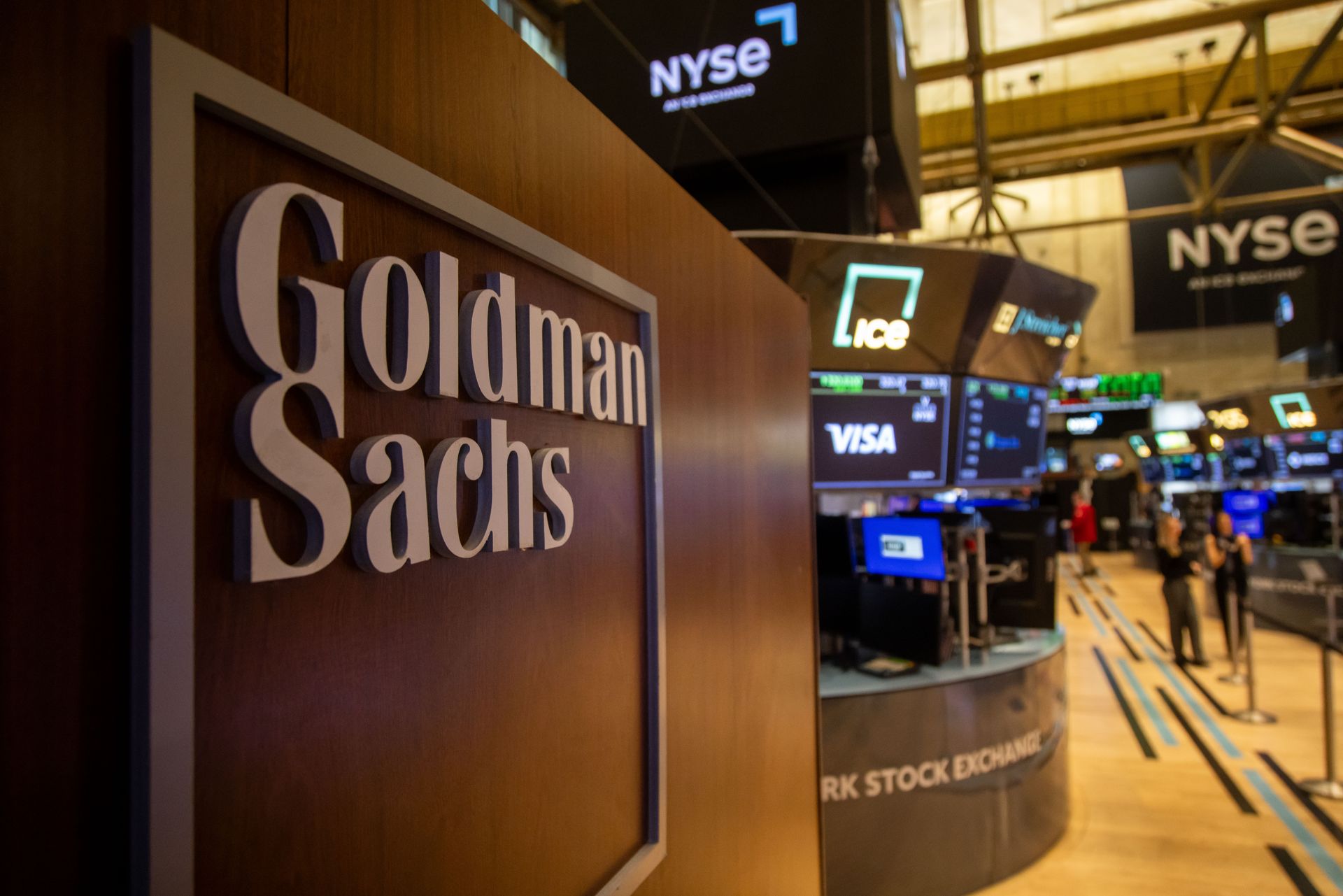 Goldman Sachs cuts its U.S. recession odds