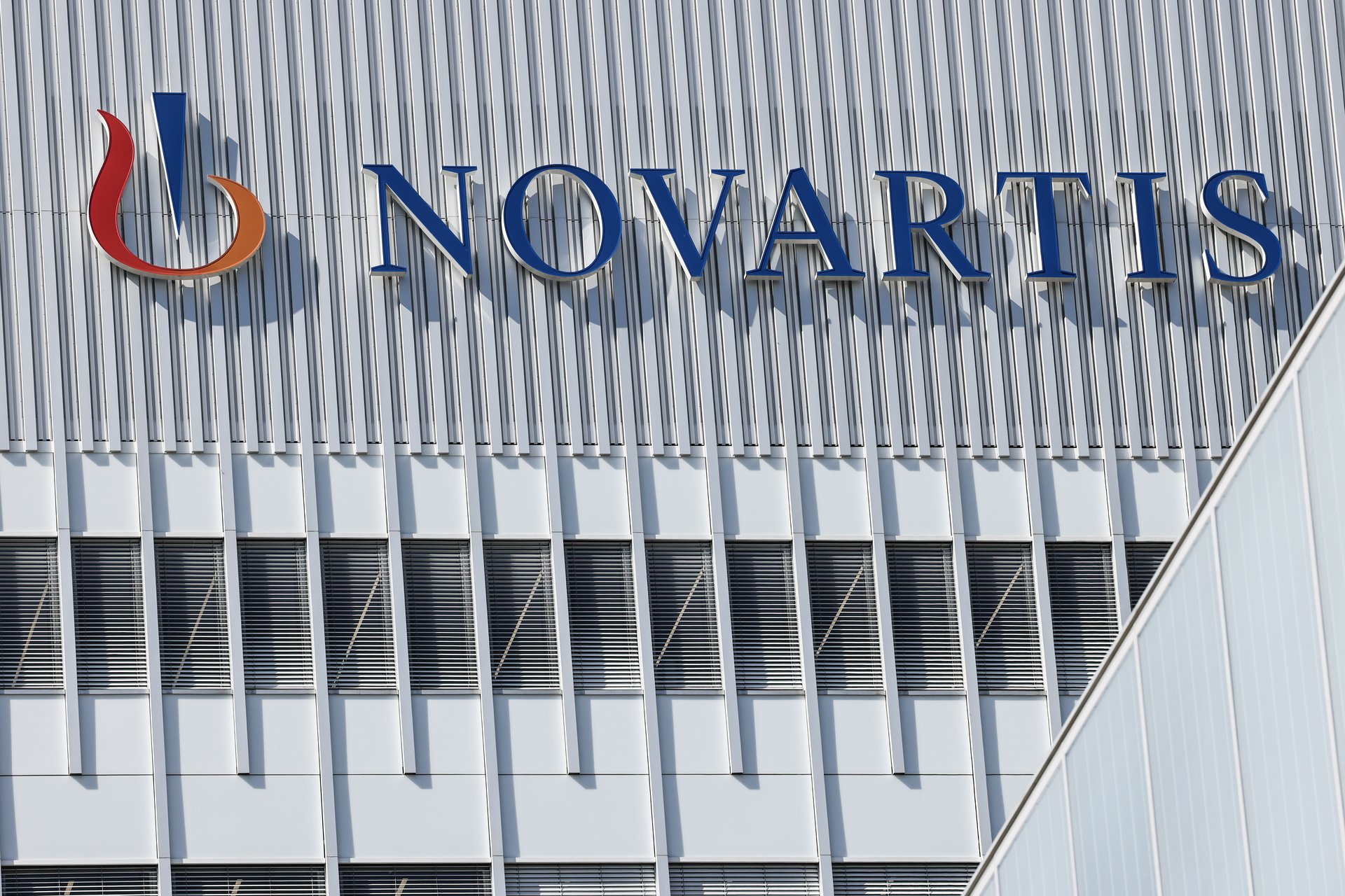 Novartis achète une startup britannique spécialisée dans les médicaments contre le cancer pour jusqu'à 1,5 milliard de dollars.