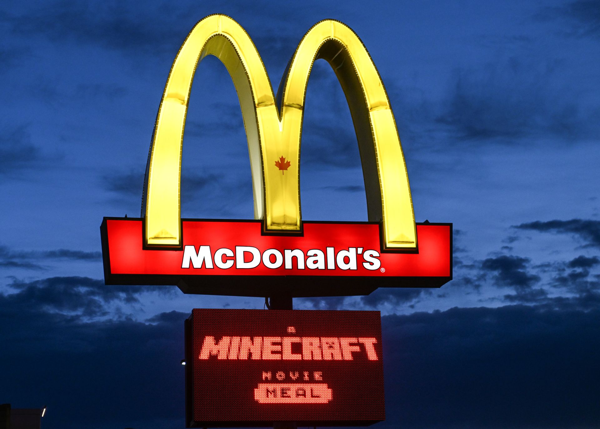 McDonald’s retrouve la croissance avec des filets de poulet et des repas Minecraft.