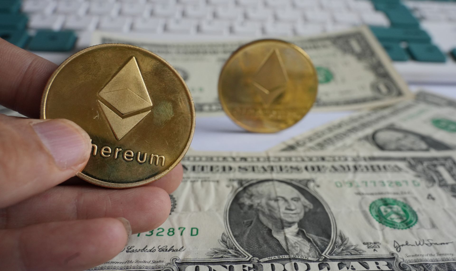 Ether supera los $4,000 por primera vez en 8 meses.