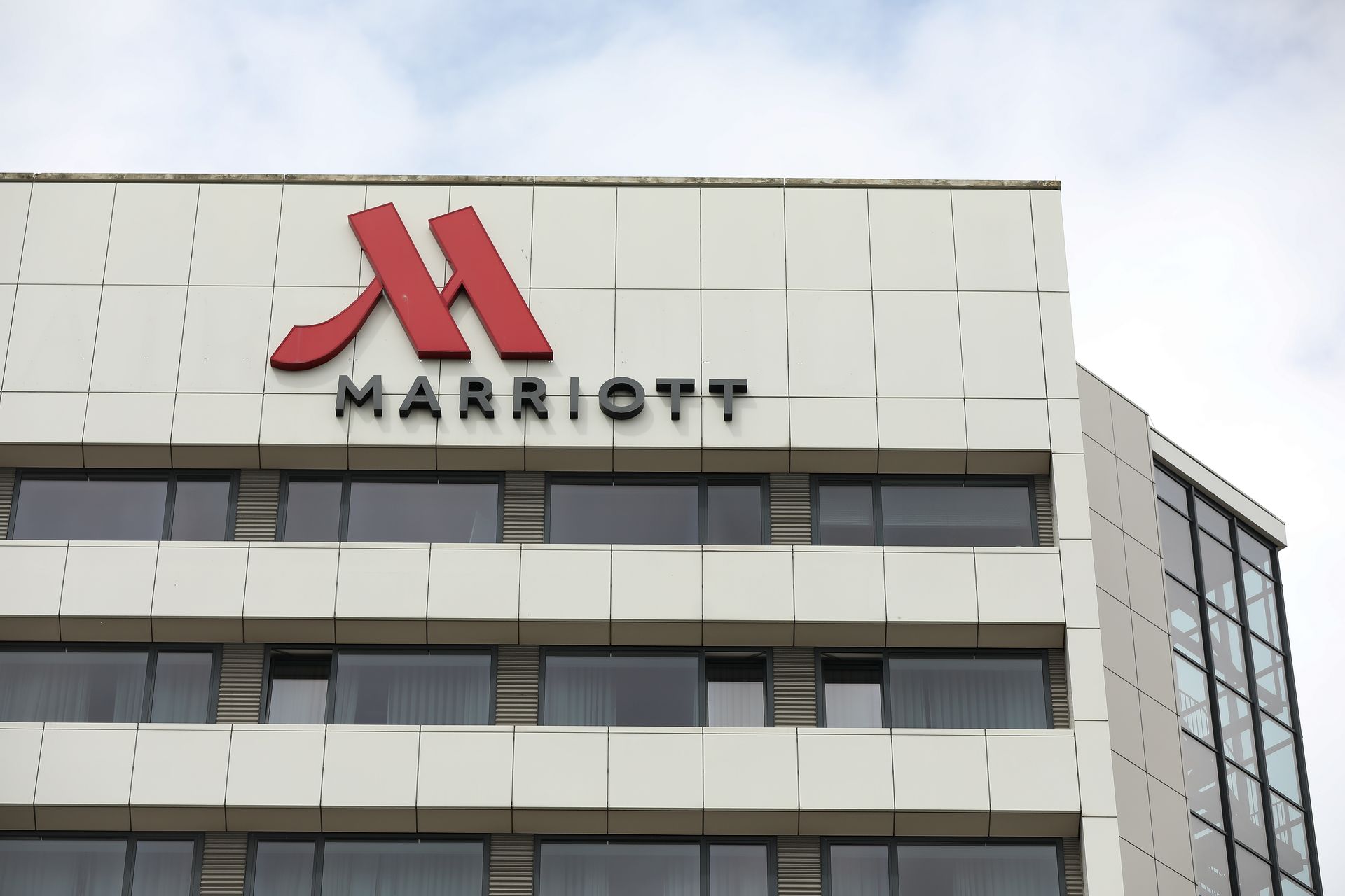 Le bénéfice de Marriott Vacations Worldwide a chuté de 61 % — mais l'entreprise maintient ses prévisions annuelles.