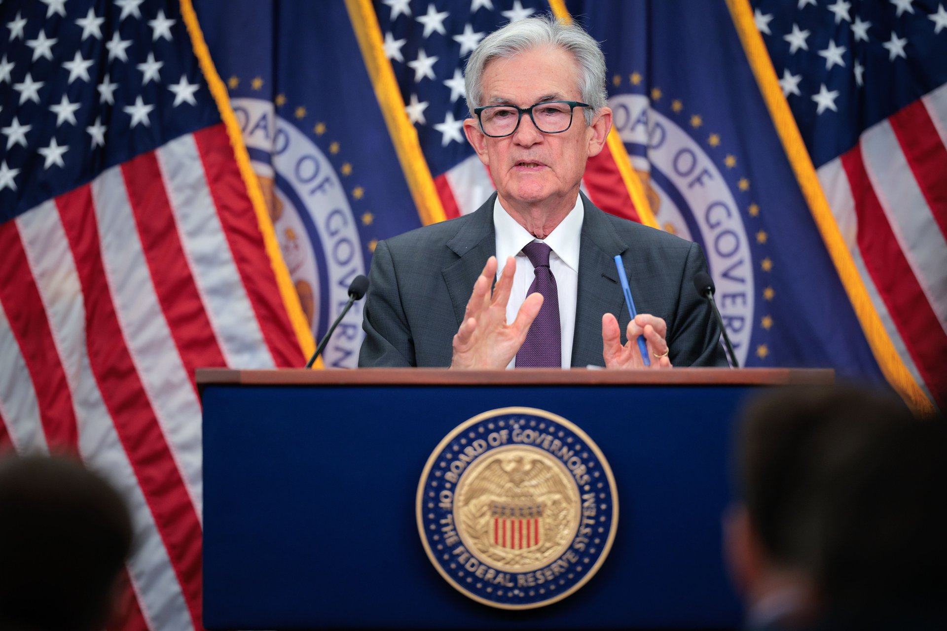The Fed faces a high-stakes decision as the economy shows cracks and political heat grows