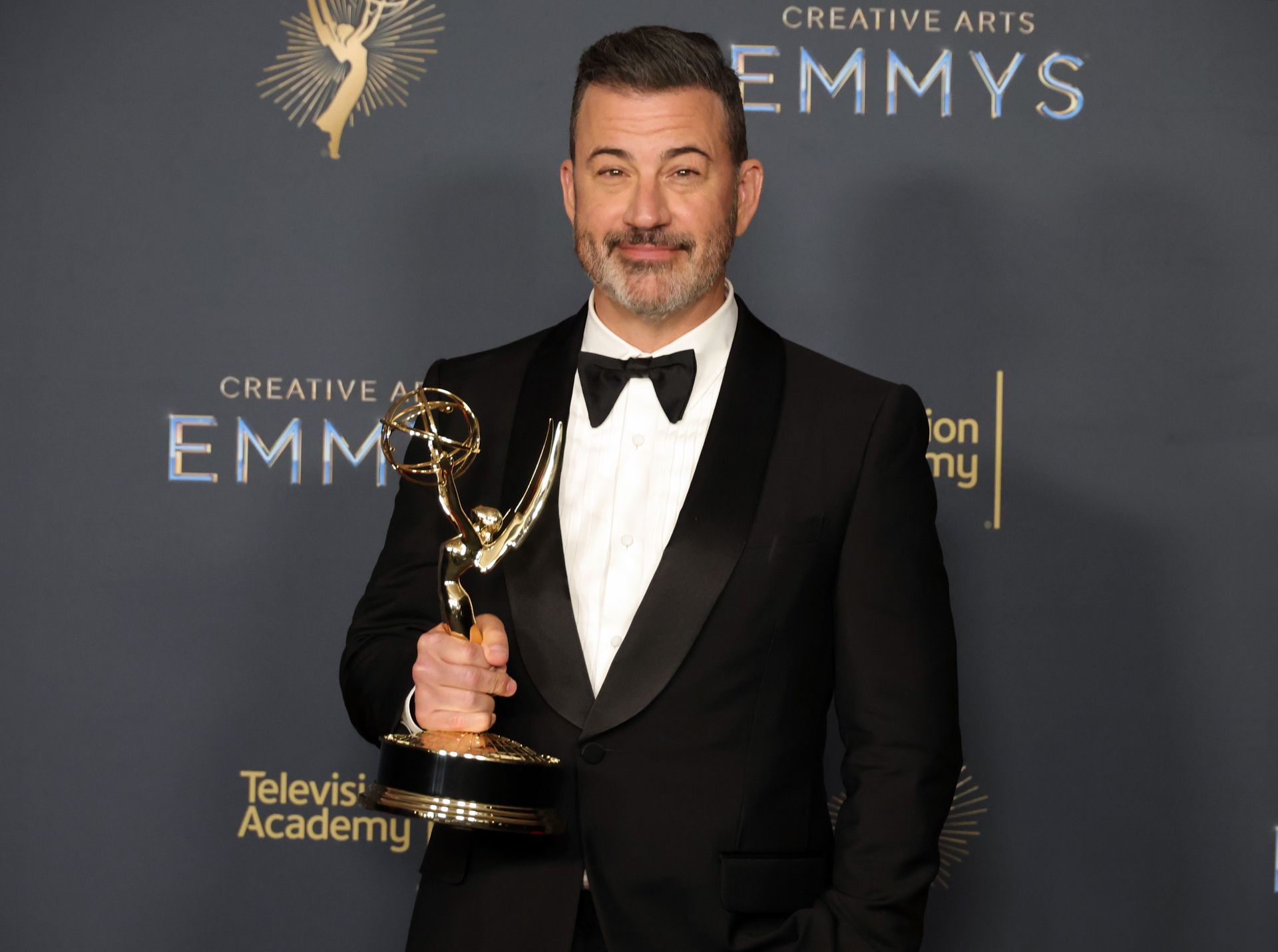Disney suspend Jimmy Kimmel 'indéfiniment' après les remarques de Charlie Kirk.