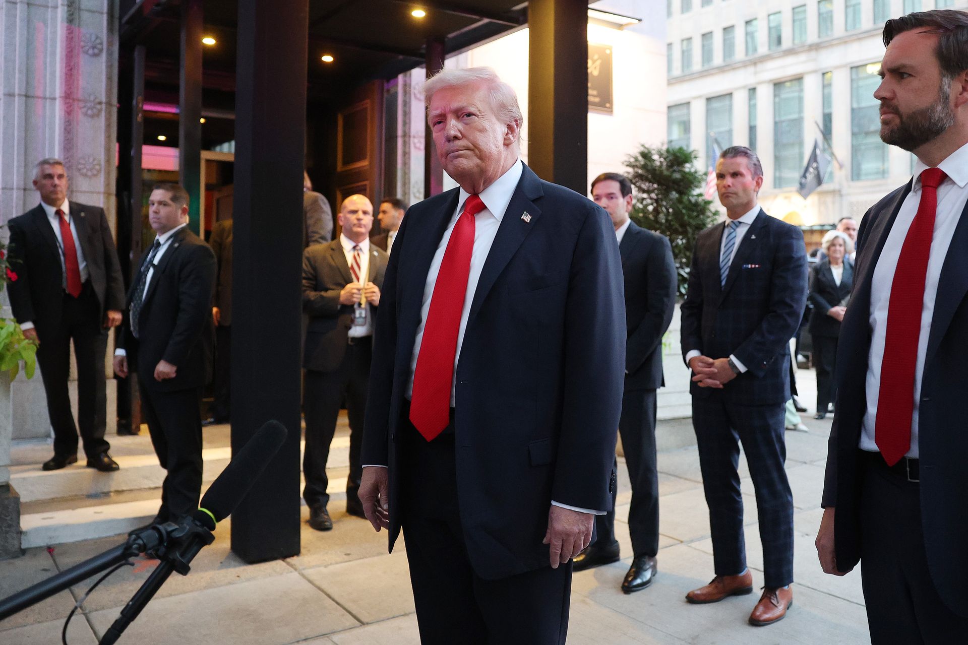 Trump belebt den Vorstoß, die vierteljährlichen Gewinnberichte abzuschaffen, wieder. Das haben wir schon einmal gesehen.