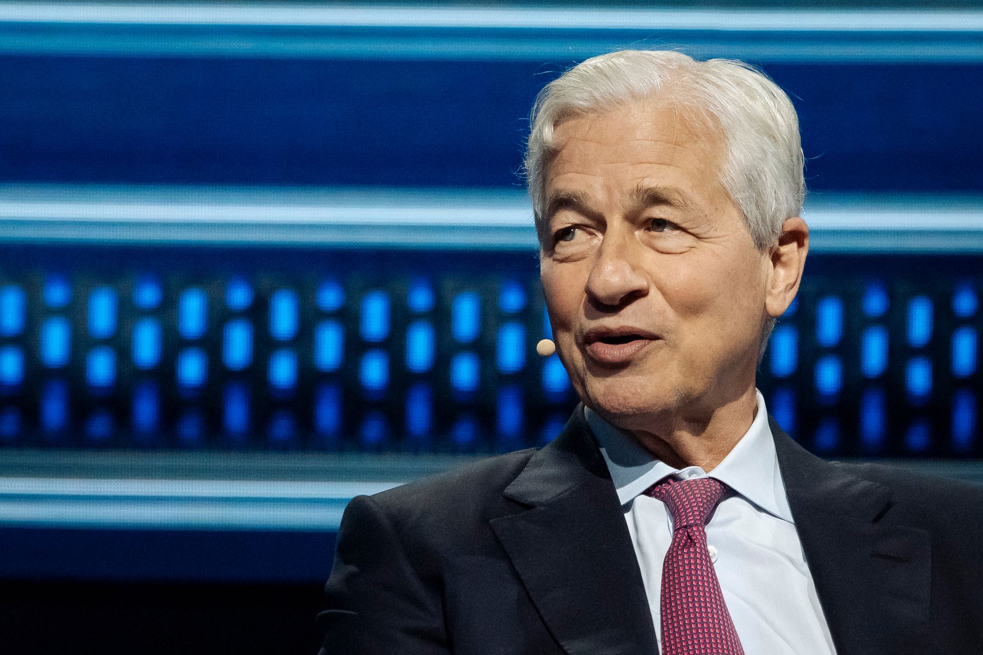 Les bénéfices de JPMorgan Chase montrent une année exceptionnelle. Mais désormais, le risque politique se profile davantage.