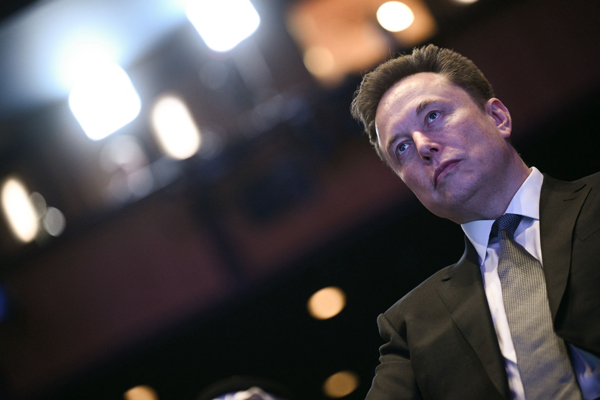 World's wealthiest CEO delivers second annual sales decline
