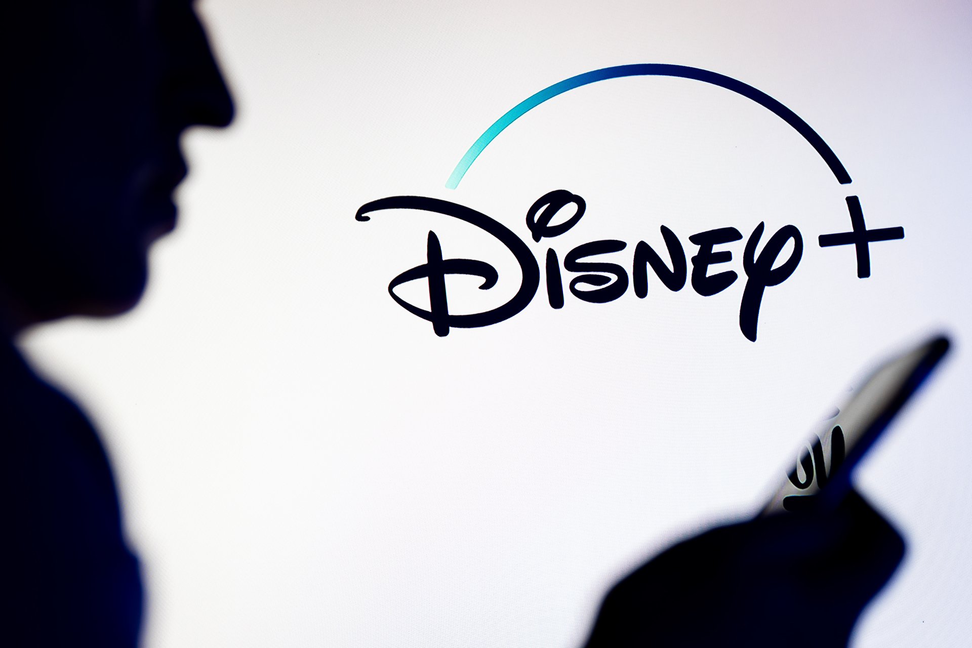 Disney réorganise ses équipes de données et de produits de streaming alors que le nouveau PDG supprime 1 000 emplois.
