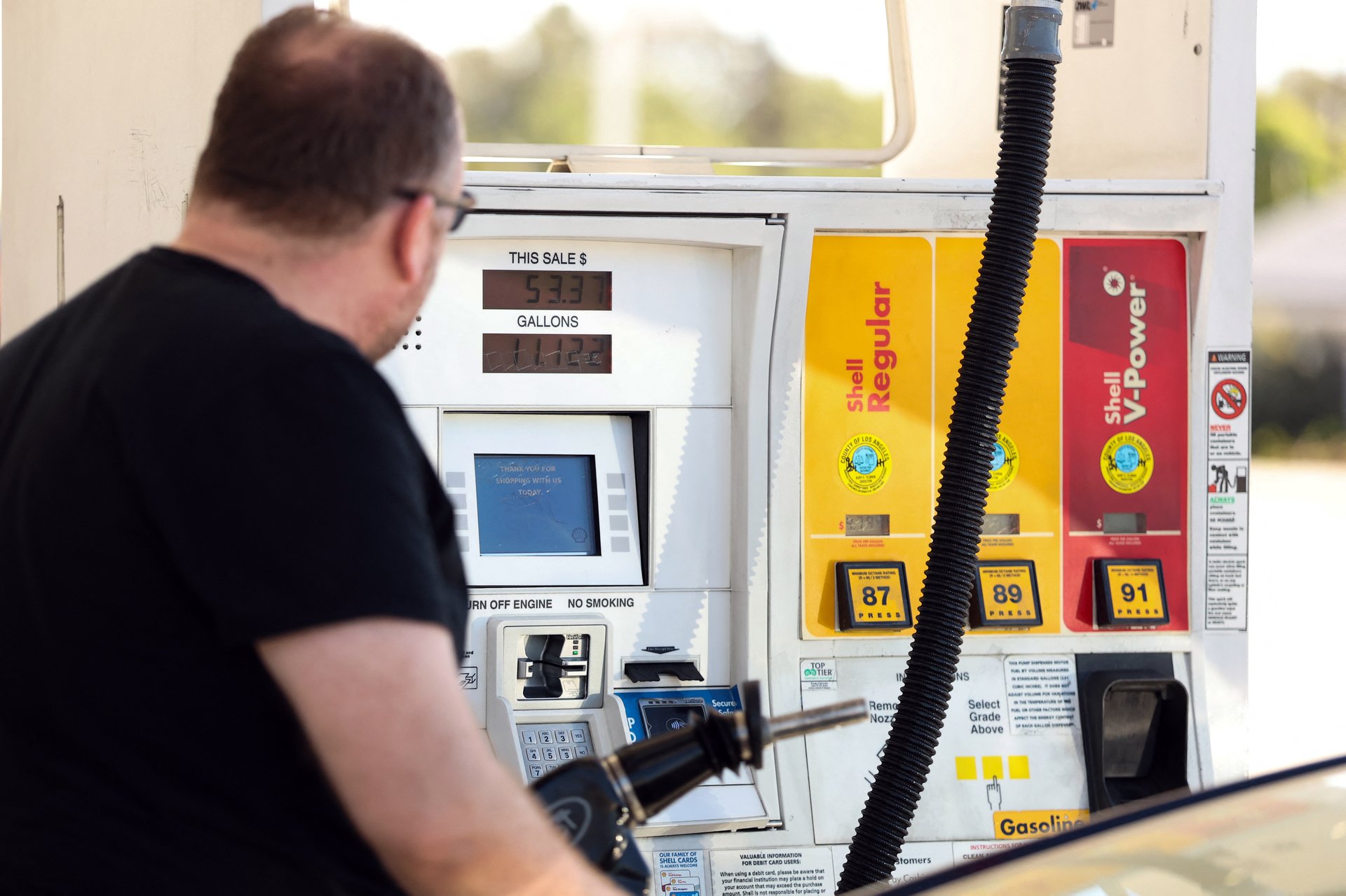 Tired of inflation? Bankrate swears by 3 credit cards that reward all that spending