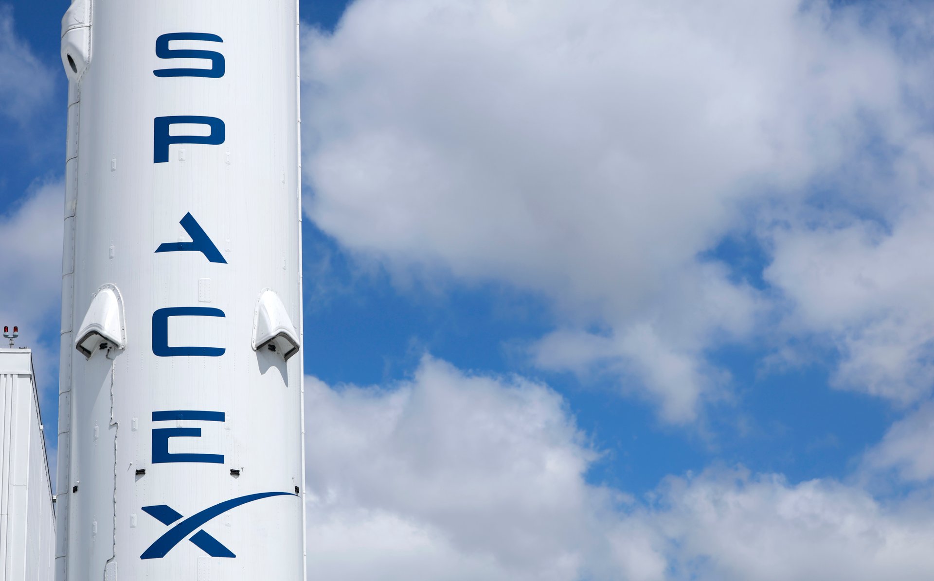 L'action SpaceX sombre vers son prix d'introduction en bourse alors que le rallye post-début s'estompe.