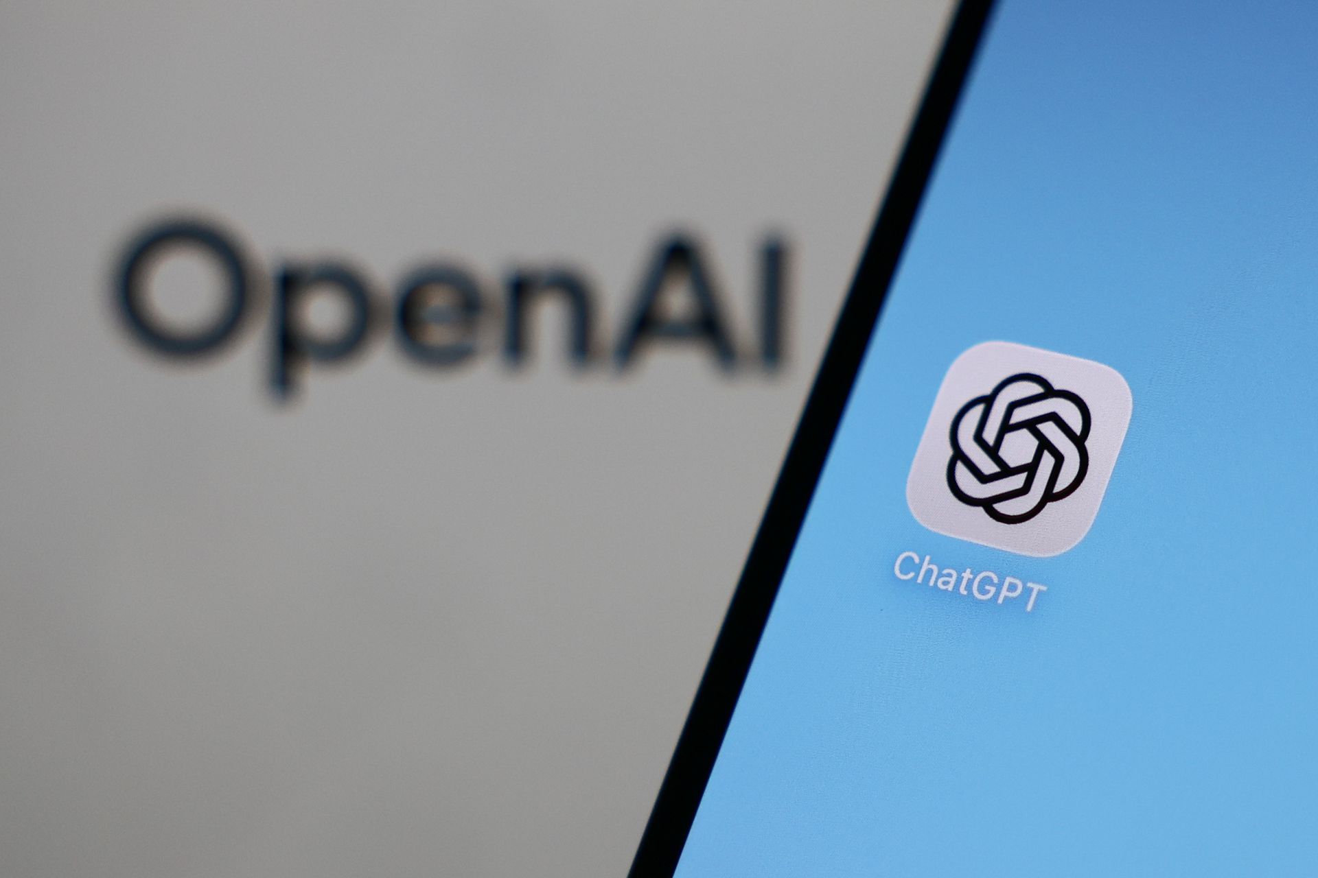 OpenAI öffnet seine ChatGPT-Werbeplattform für alle US-Unternehmen mit Selbstbedienungskauf.