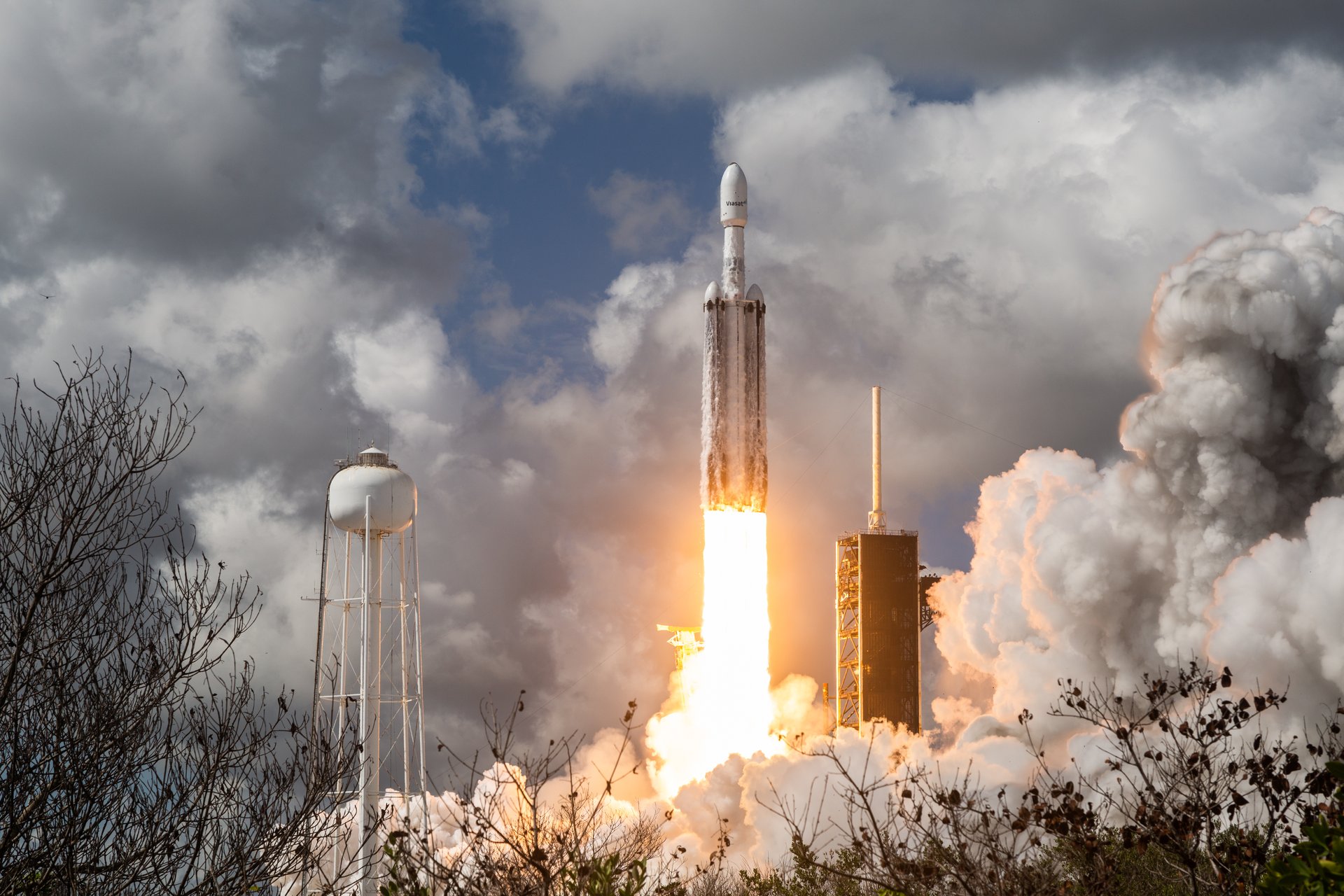 La startup spatiale du co-fondateur de Robinhood lève 275 millions de dollars pour construire des centres de données orbitaux — et ses propres fusées.