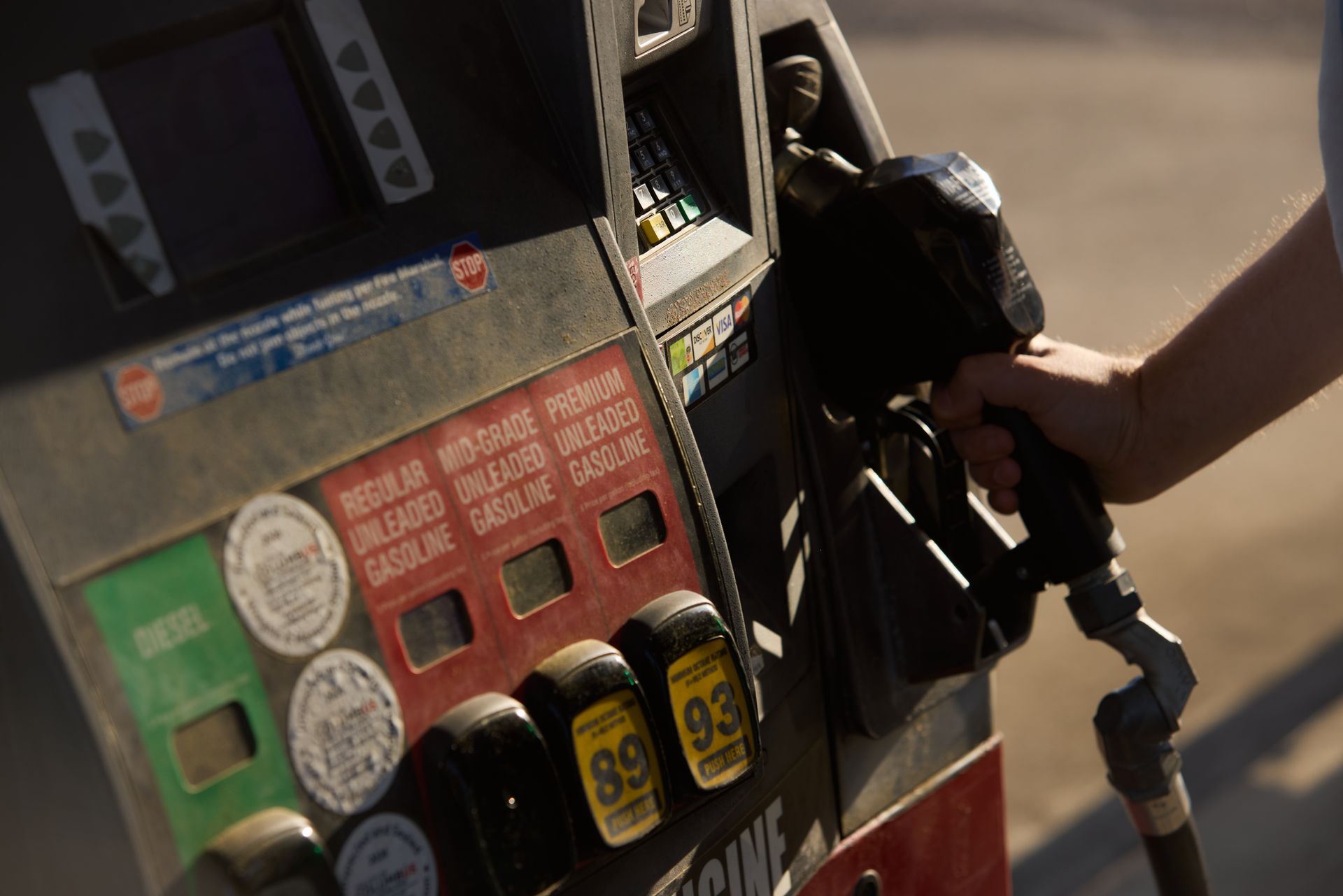Trump administration open to suspending federal gas tax as prices top $4.50