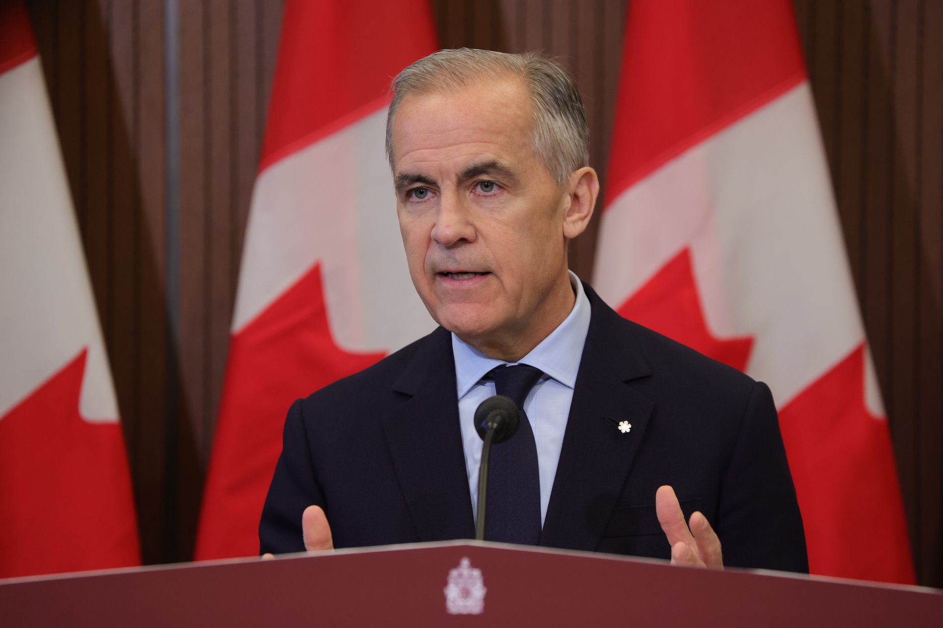 Le Canada lance un fonds de 360 millions de dollars pour prendre des participations dans des entreprises d'IA locales.