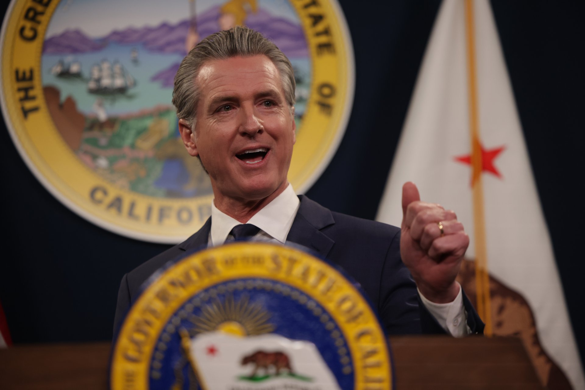 La Californie demande aux agences d'État de préparer les travailleurs à une éventuelle perturbation des emplois due à l'IA.
