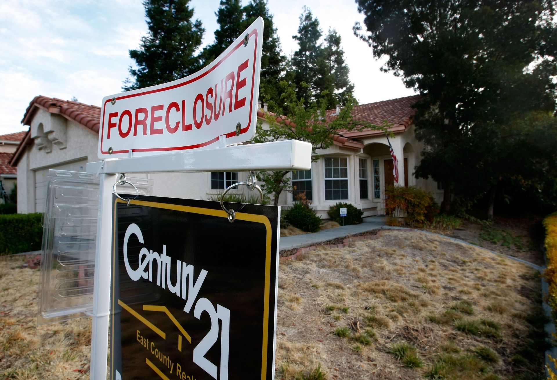 Foreclosure surge sweeps the Sun Belt as Realtor.com reviews the 10 worst U.S. states