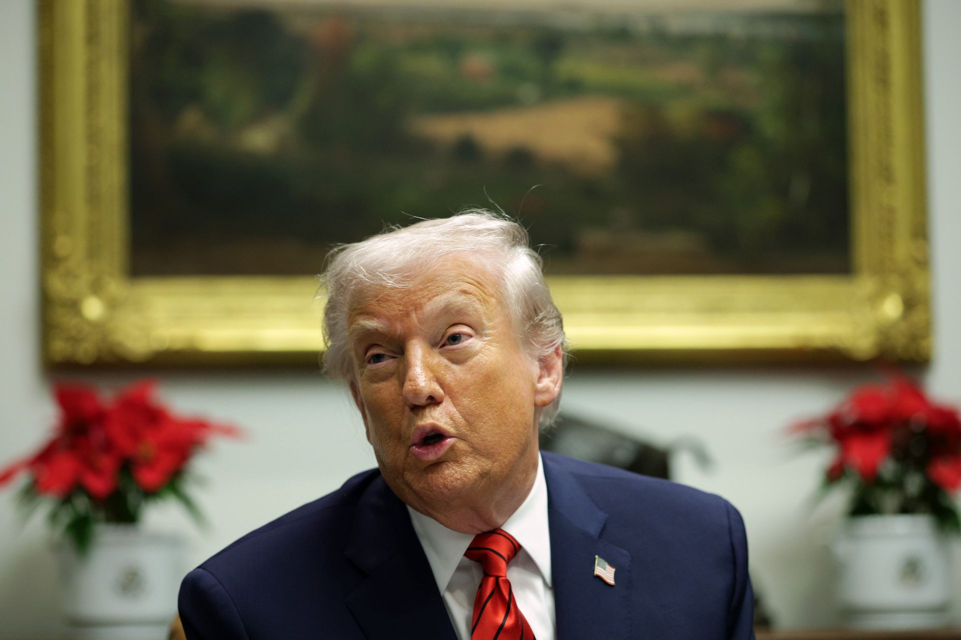 Trump llega a las etapas finales de su búsqueda para presidente de la Fed: 'Estoy buscando a alguien que sea honesto con las tasas de interés'.