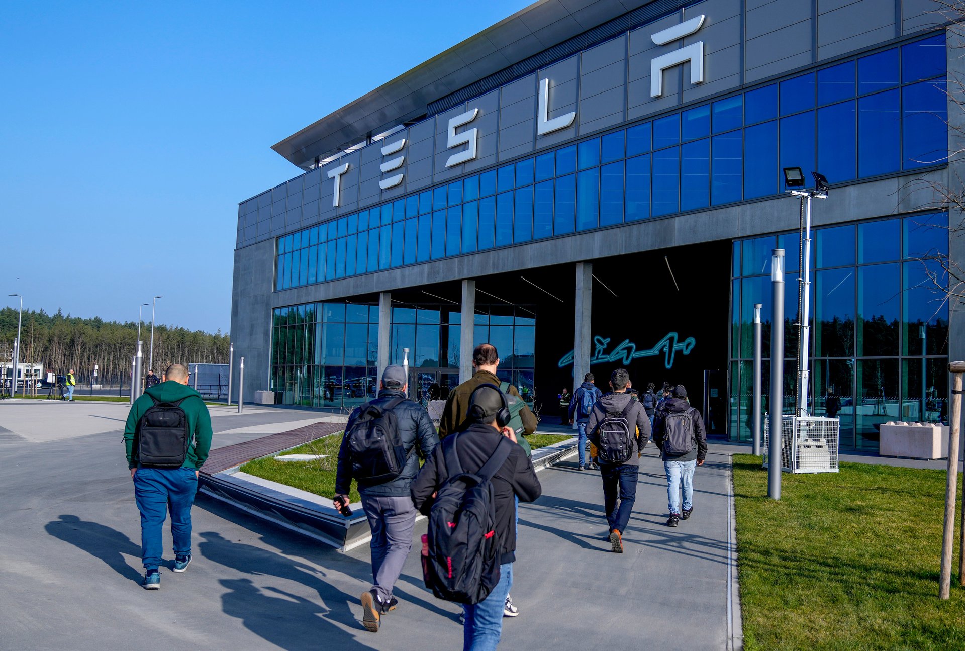 Tesla plans to lay off 10% of workforce after dismal quarterly sales, multiple news outlets report