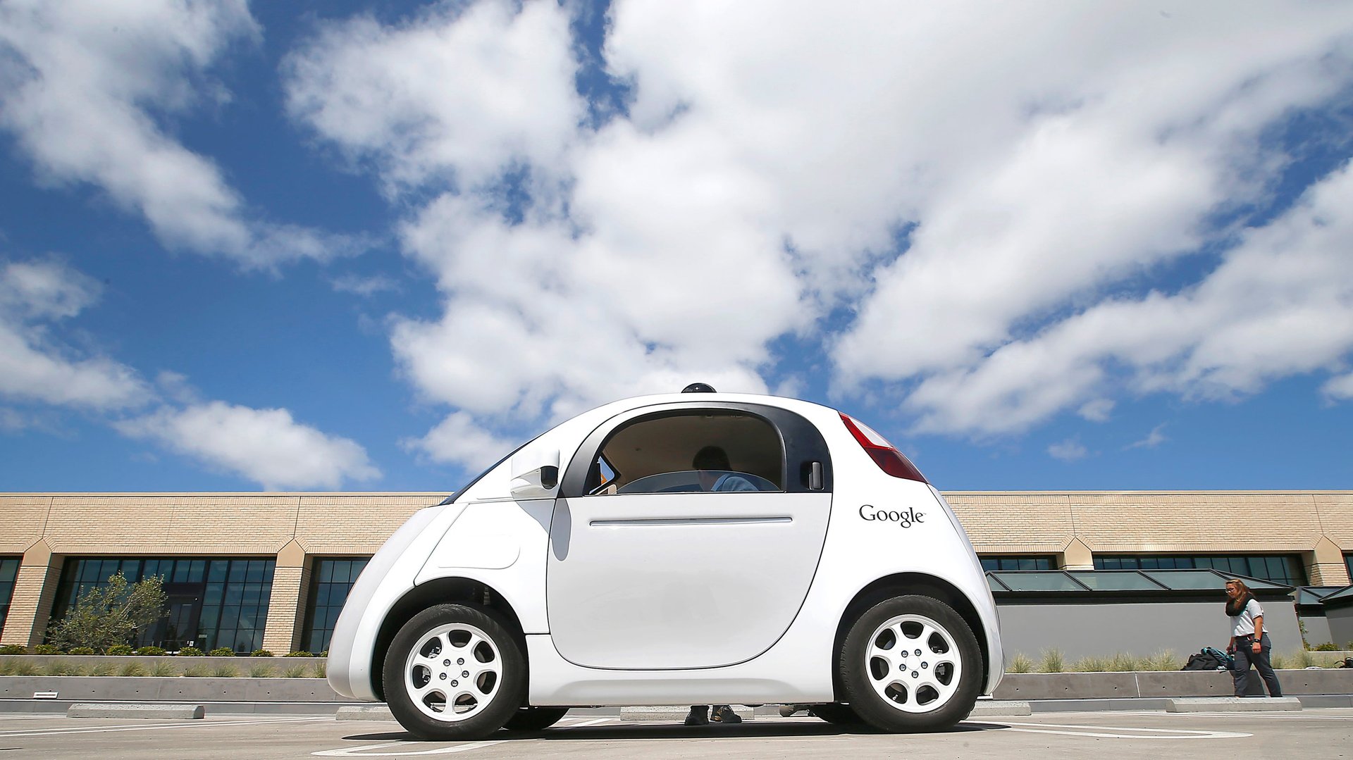 MIT wants humans’ input on who self-driving cars should kill