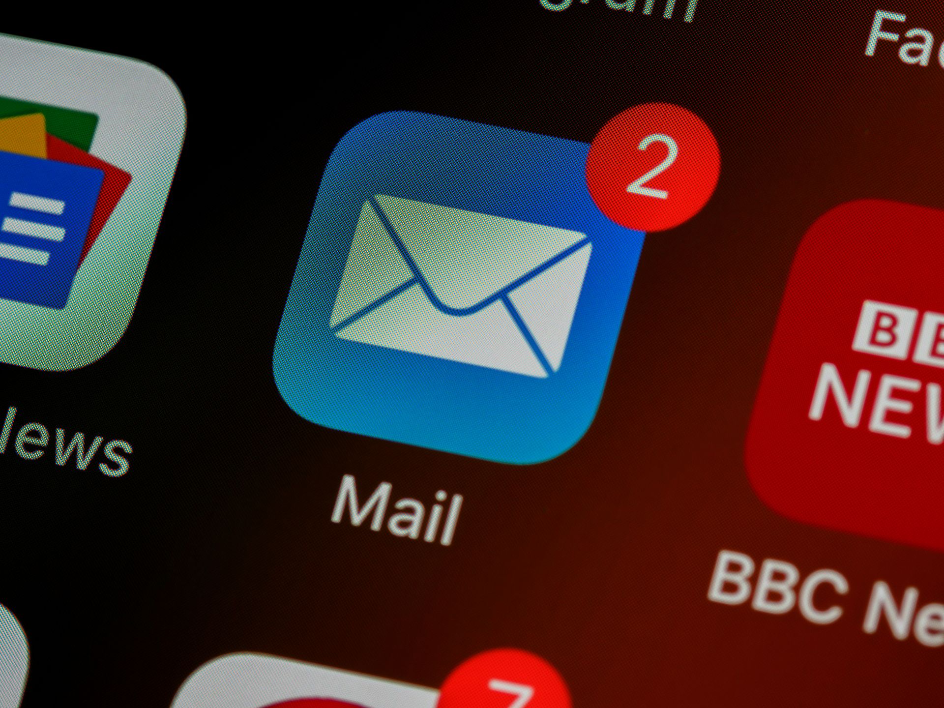 5 reglas de etiqueta de correo electrónico que aún debes seguir, según Reader's Digest