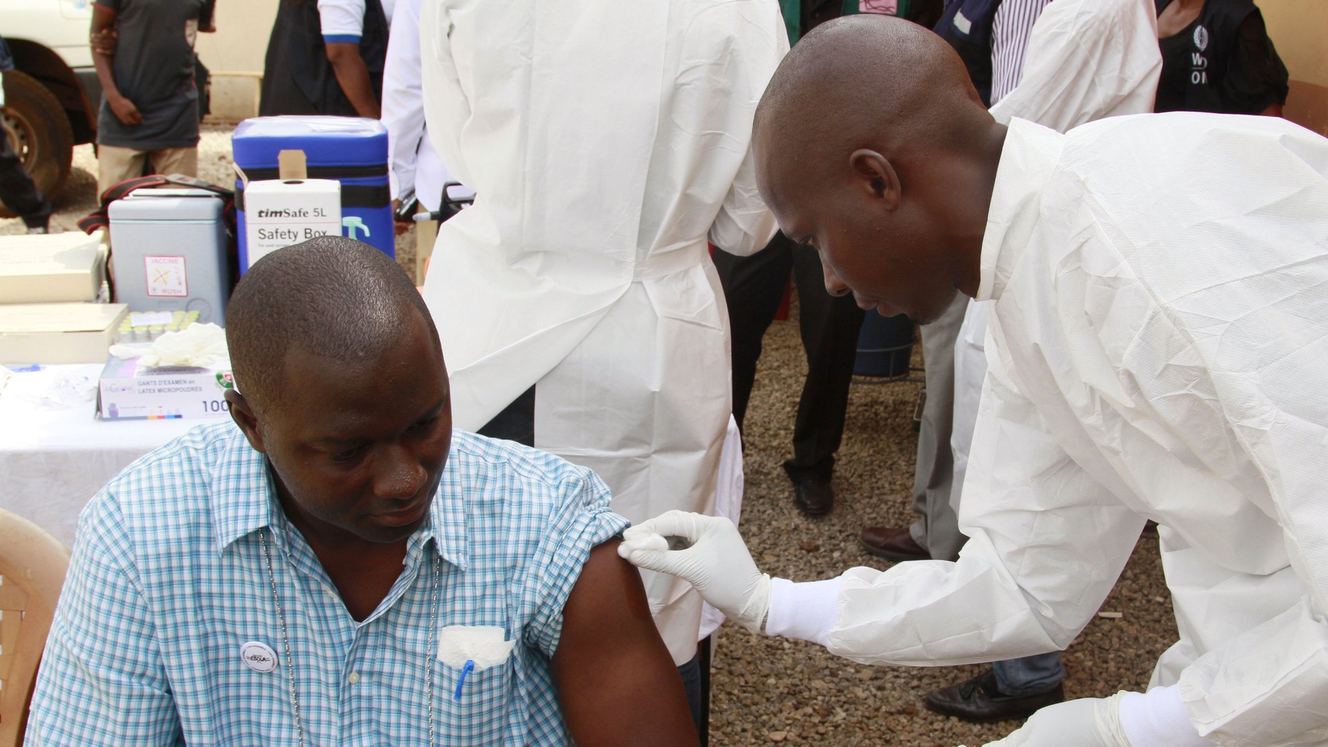 A new “game-changing” Ebola vaccine is confirmed as 100% effective if taken early