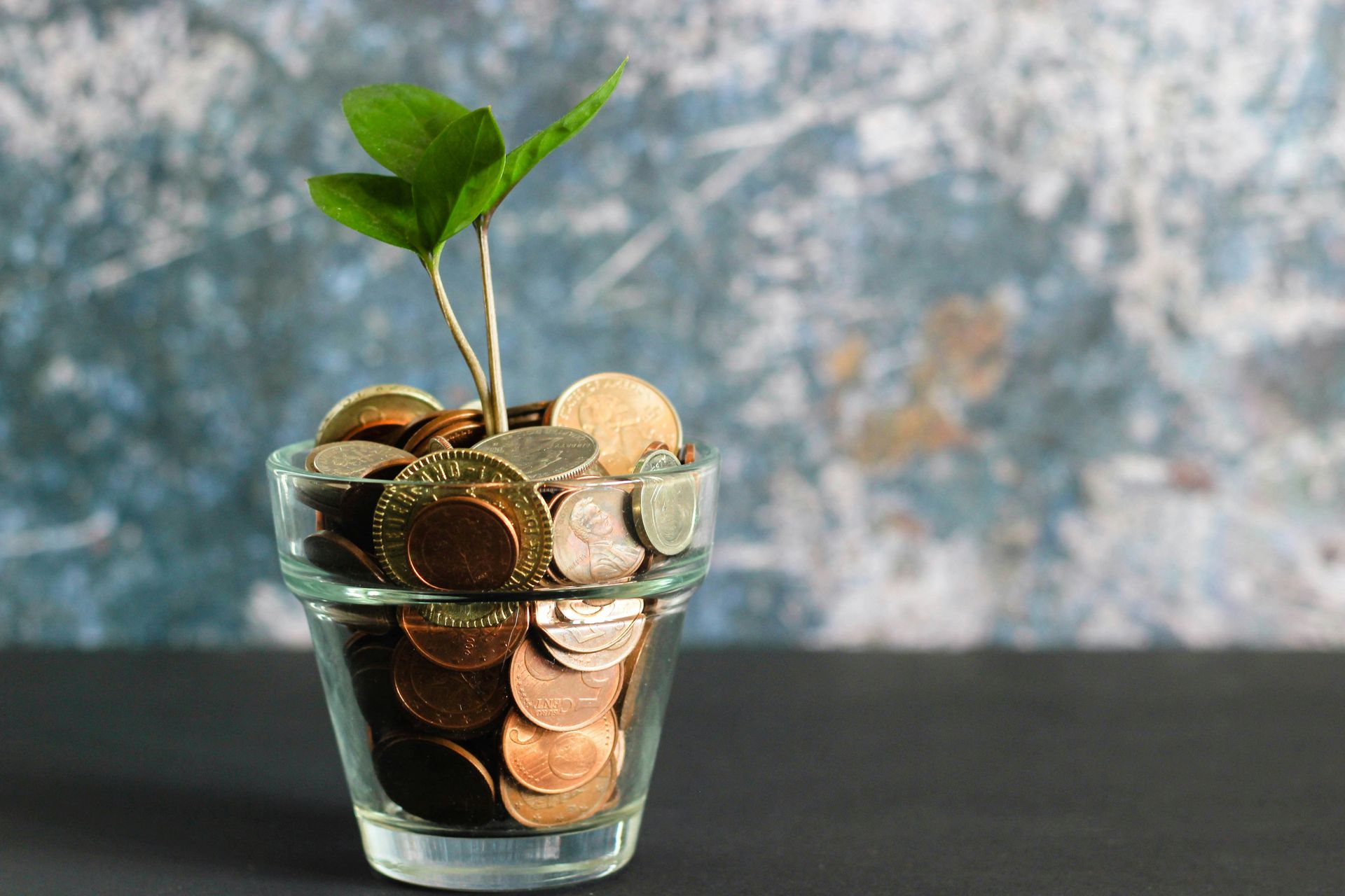 The 5 states in America where it’s easiest to start saving — and the 5 where it's hardest