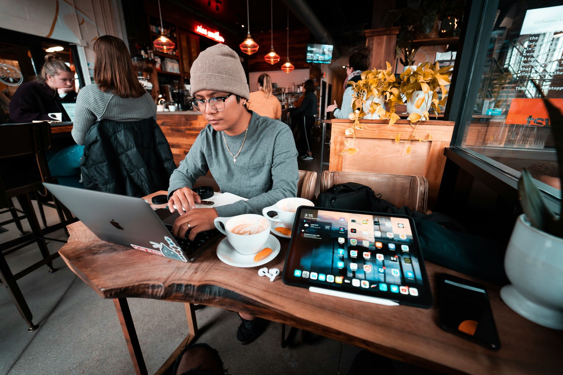 10 trabajos secundarios a prueba de recesión para comenzar ahora mismo
