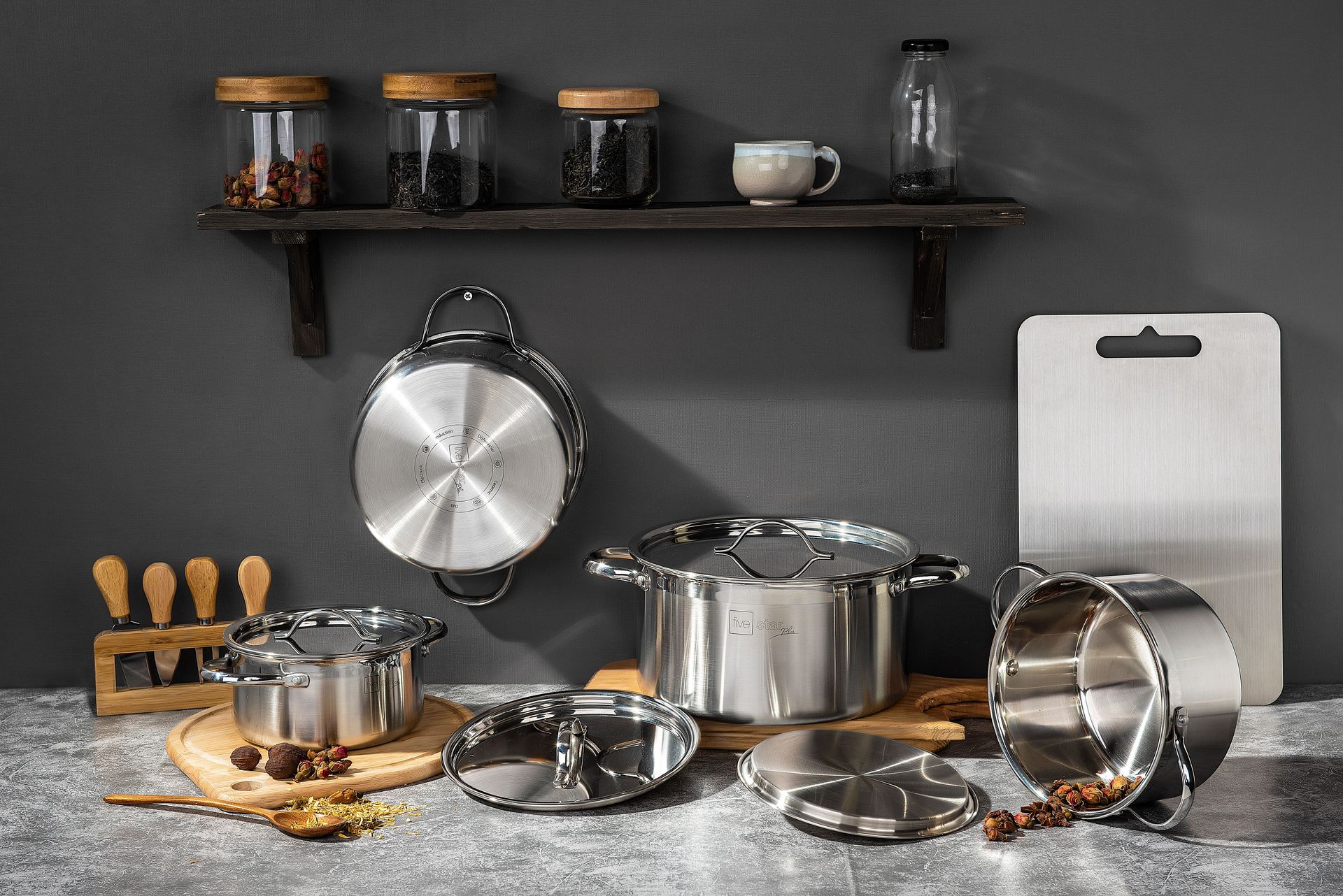 The 5 best cookware sets under $300 according to Consumer Reports