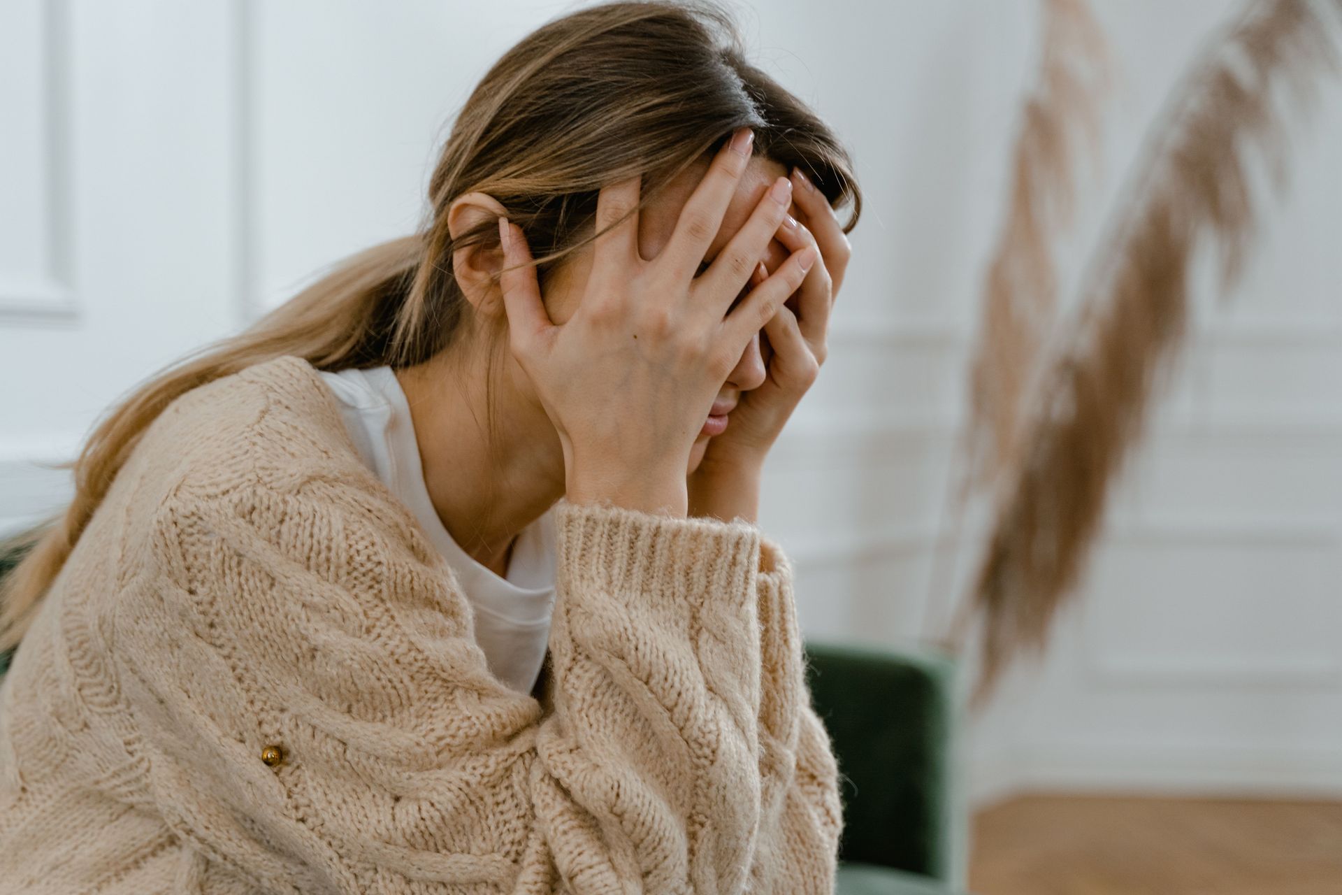 Your nervous system has a breaking point. These 15 signs mean you're close to it